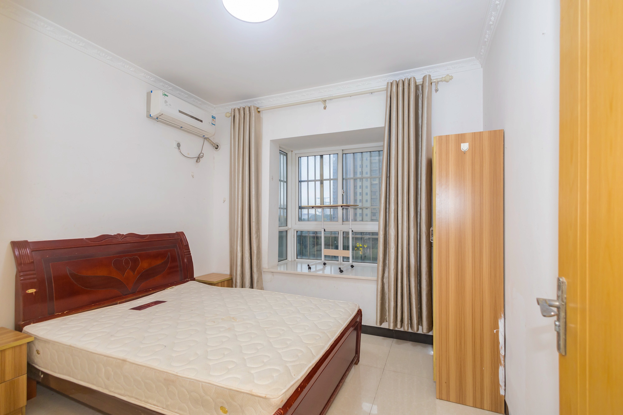 时代星城 3室2厅1卫 68.0万 时代星城 3室2厅1卫 68.0万卧室