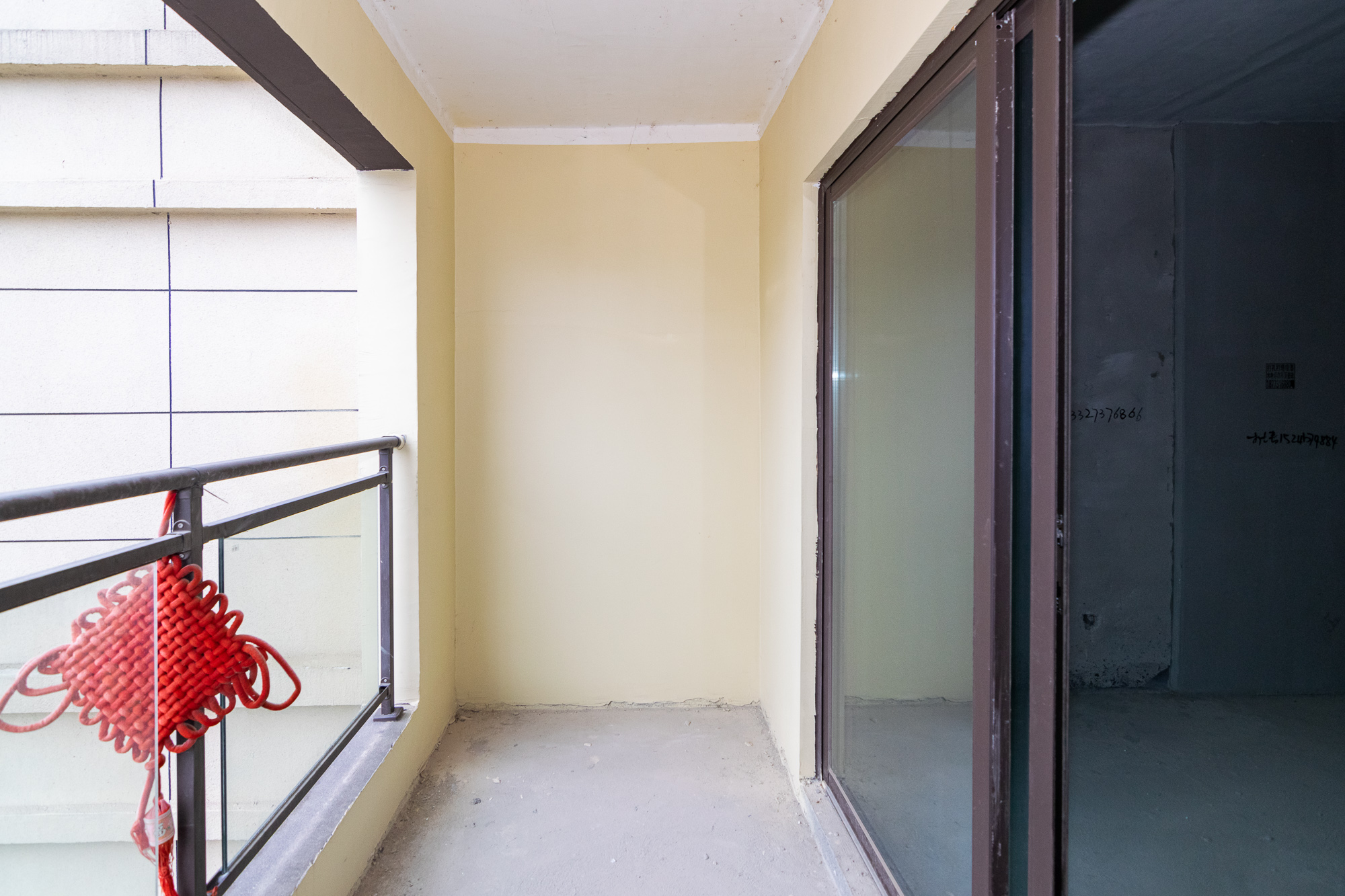 正荣财富中心  4室2厅2卫    103.6万 正荣财富中心  4室2厅2卫    103.6万阳台