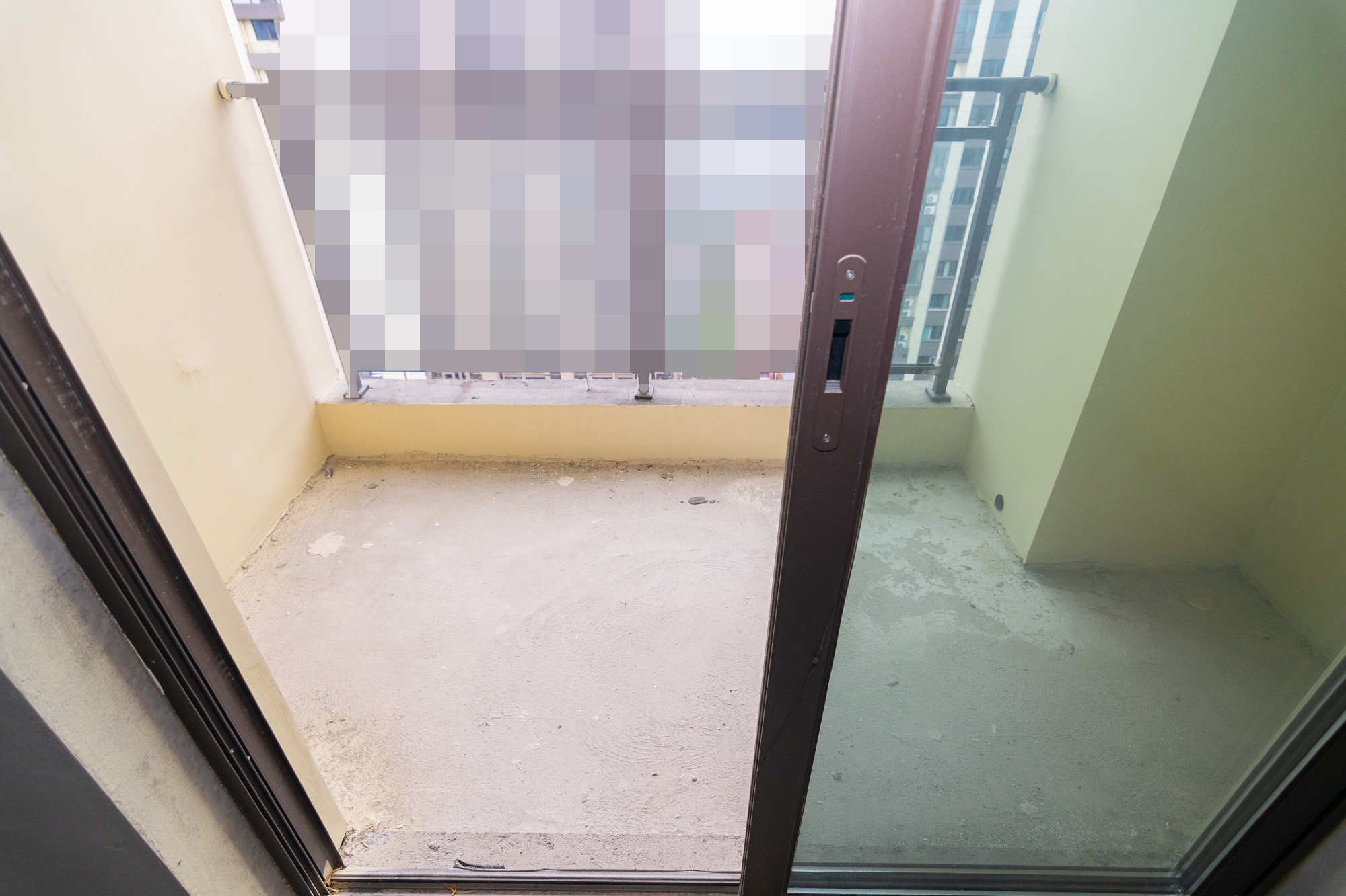 正荣财富中心  4室2厅2卫    103.6万 正荣财富中心  4室2厅2卫    103.6万阳台