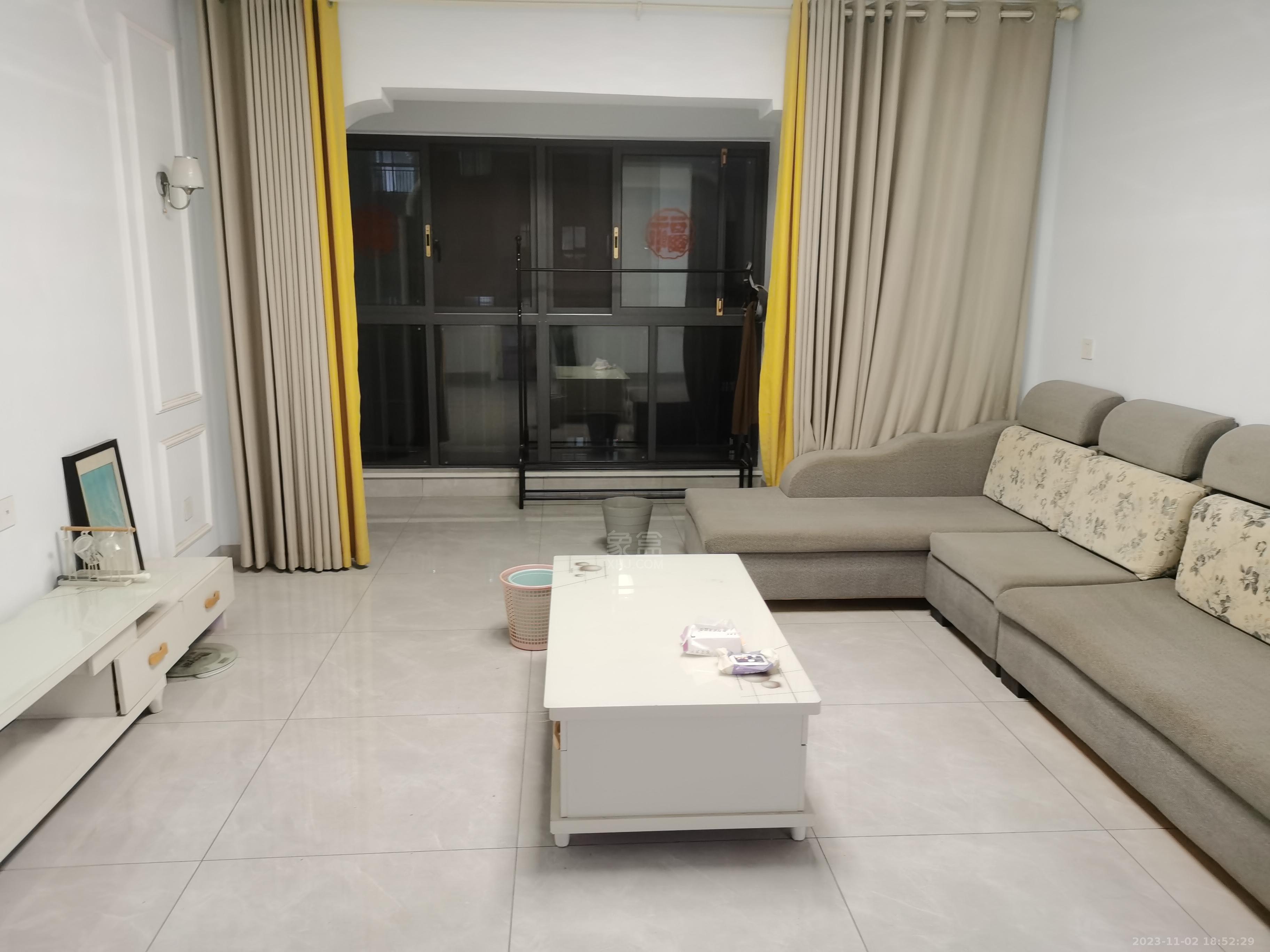 金色荷塘 3室2厅2卫 68.0万 金色荷塘 3室2厅2卫 68.0万室内图