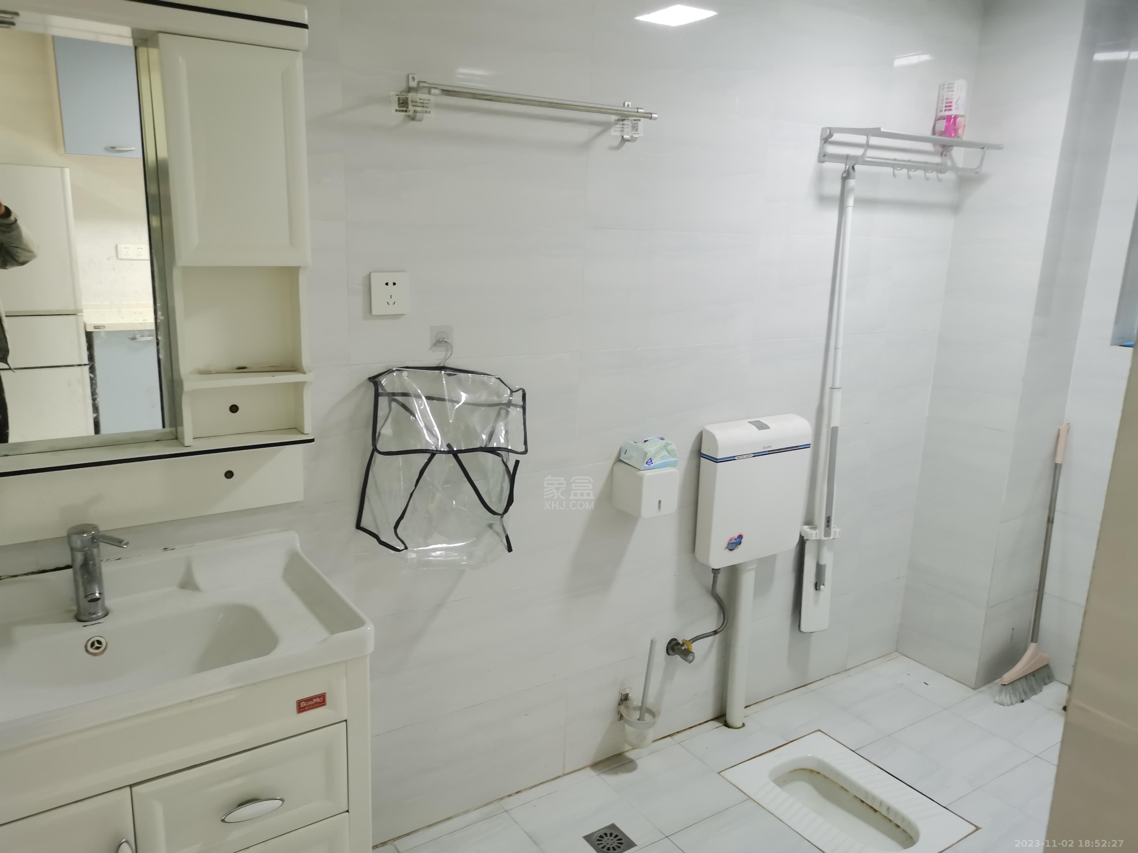 金色荷塘 3室2厅2卫 68.0万 金色荷塘 3室2厅2卫 68.0万室内图