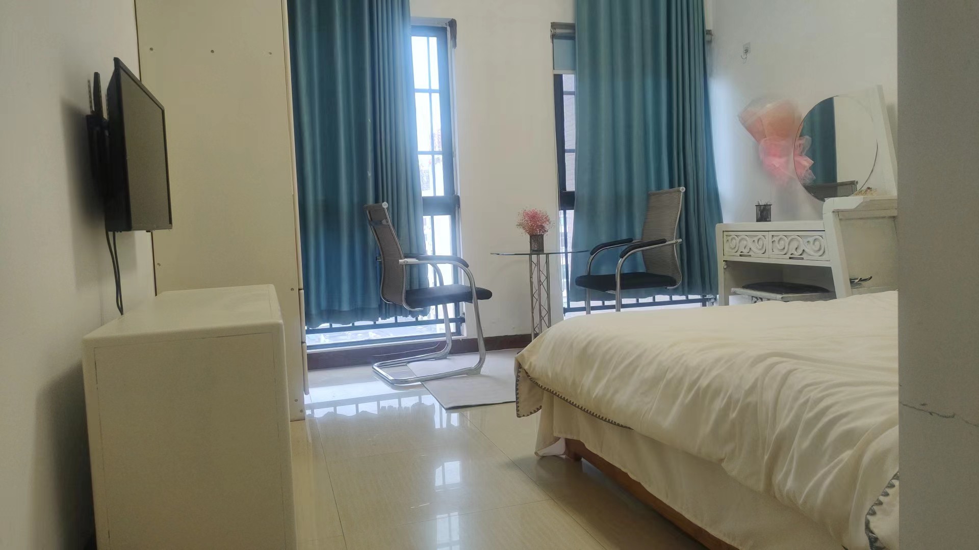 中建岳阳中心  1室1厅1卫   1200.00元/月室内图