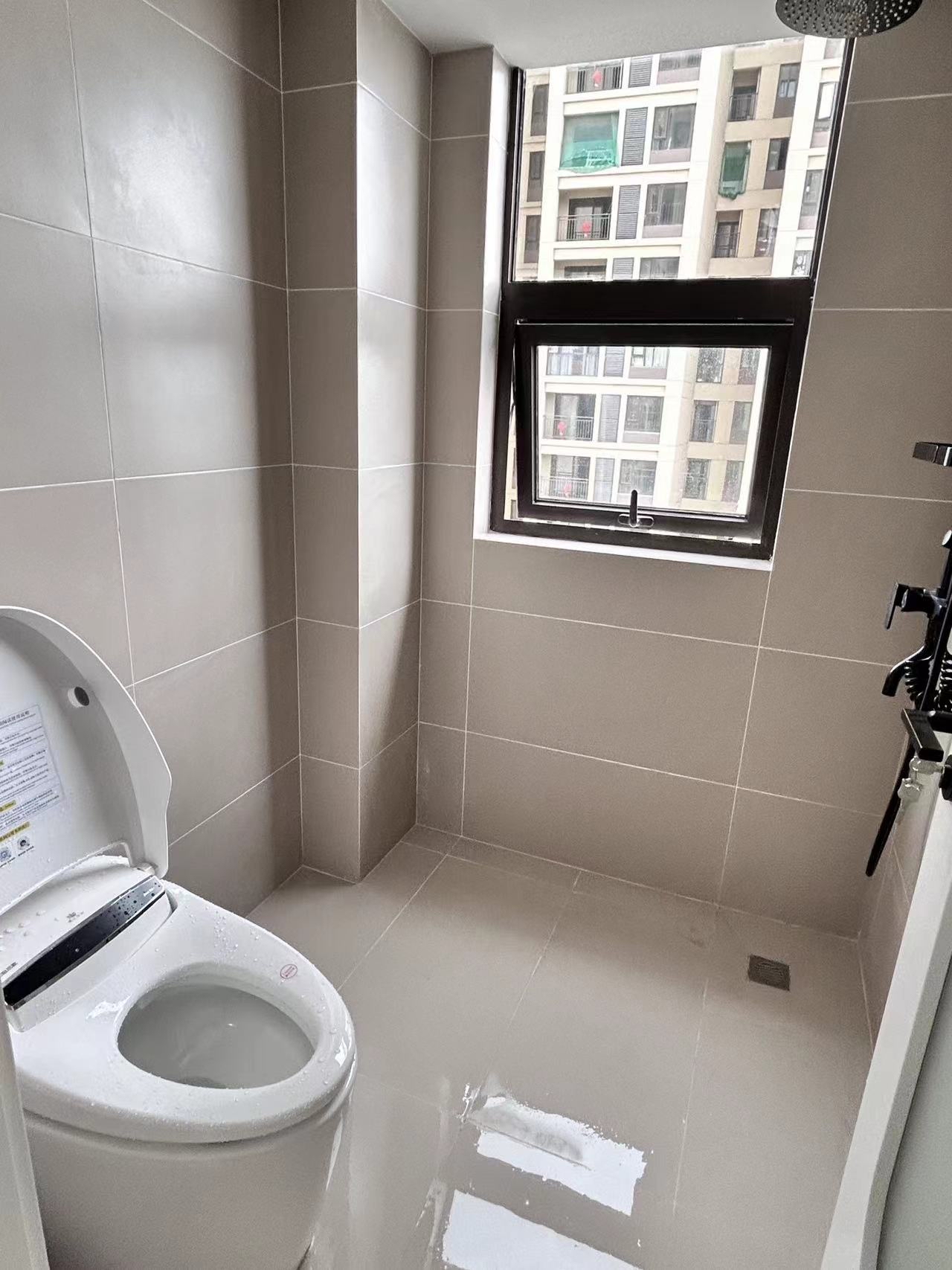 远大生态风景  2室1厅1卫   2700.00元/月户型图