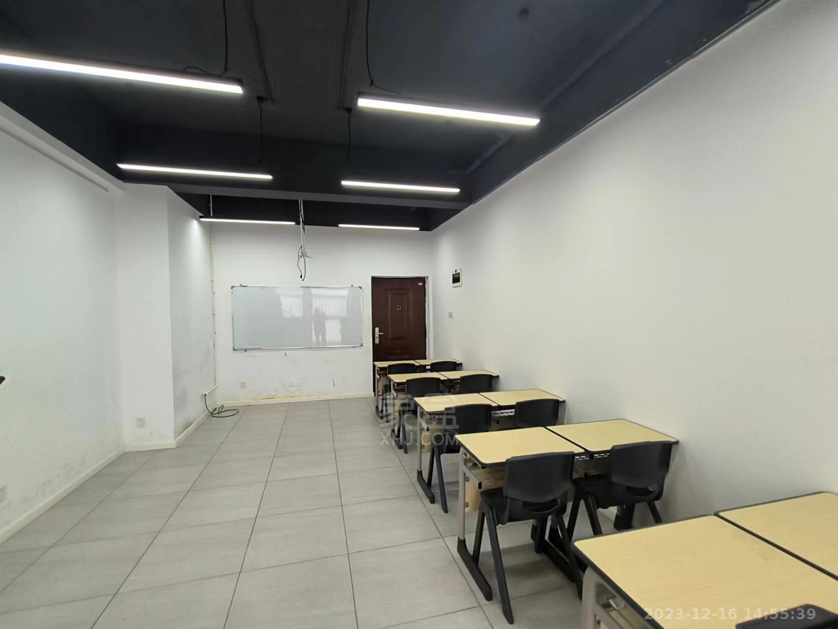 流金岁月-华晨国际  1室1厅1卫   1500.00元/月室内图