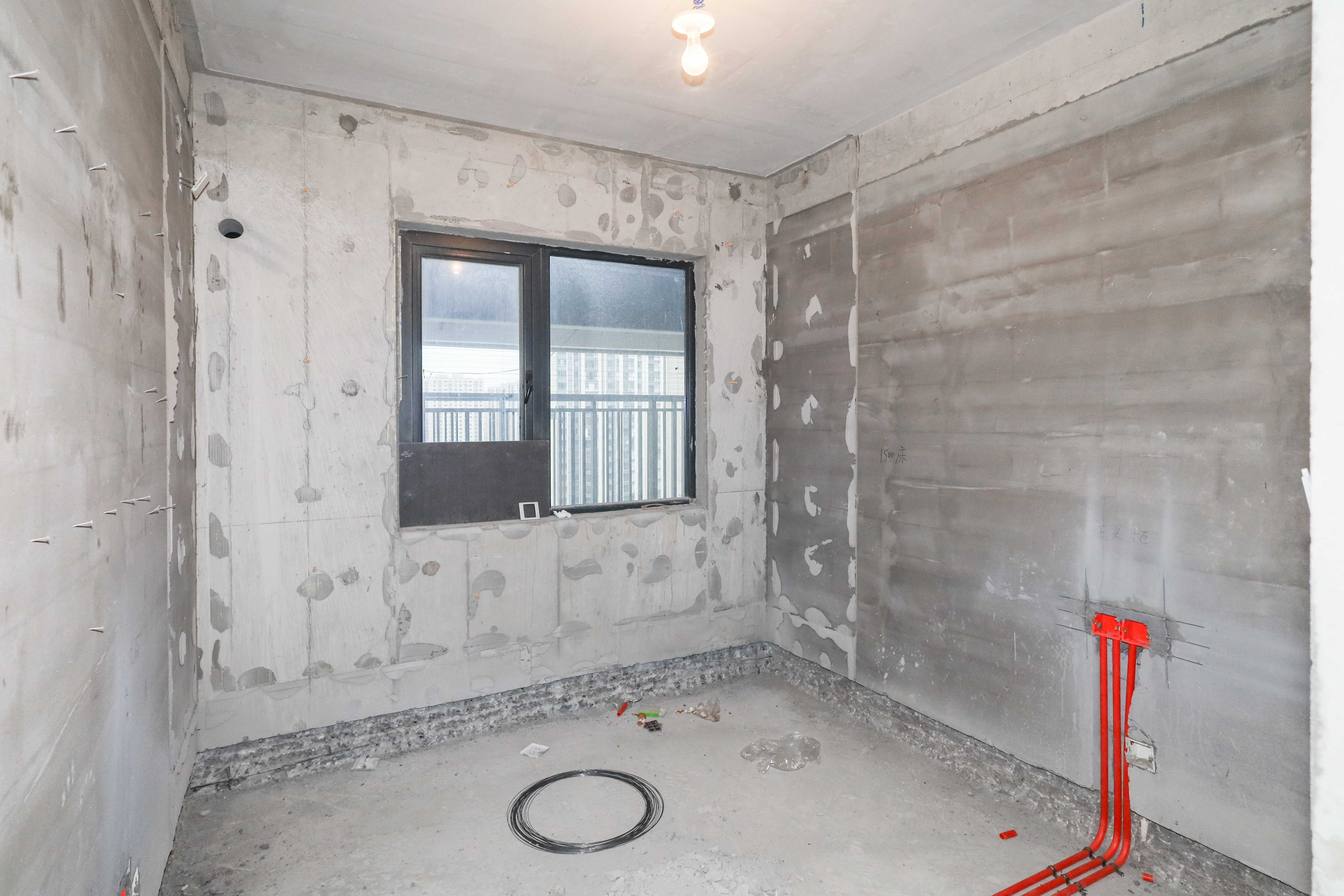 南山梅溪一方  3室2厅2卫   155.00万卧室