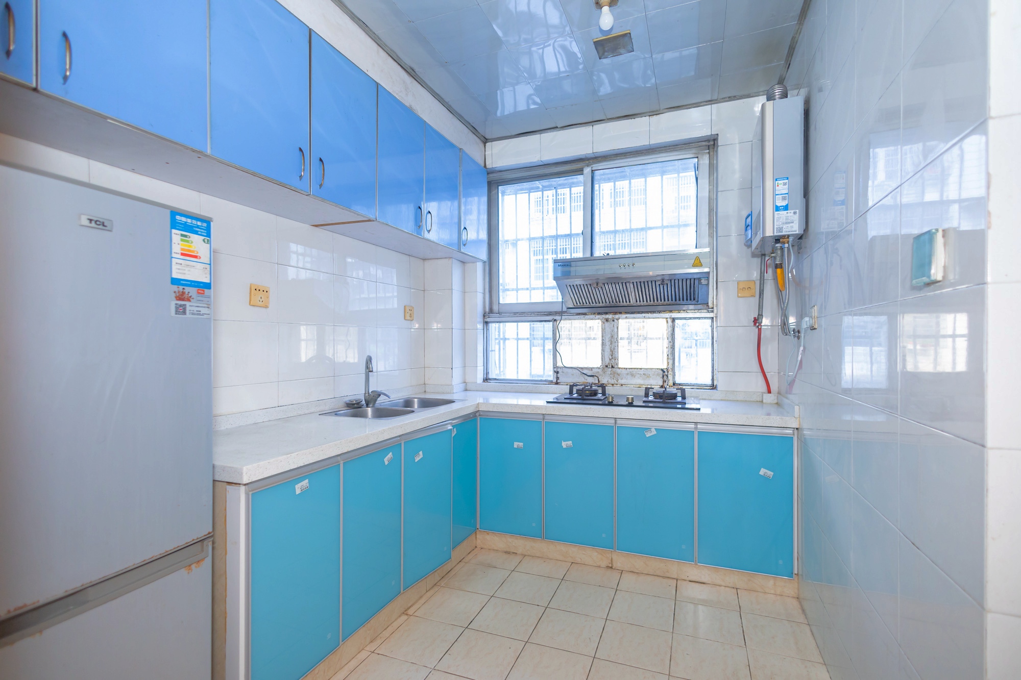 长沙县公安局单位房  3室2厅1卫    56.0万 长沙县公安局单位房  3室2厅1卫    56.0万厨房