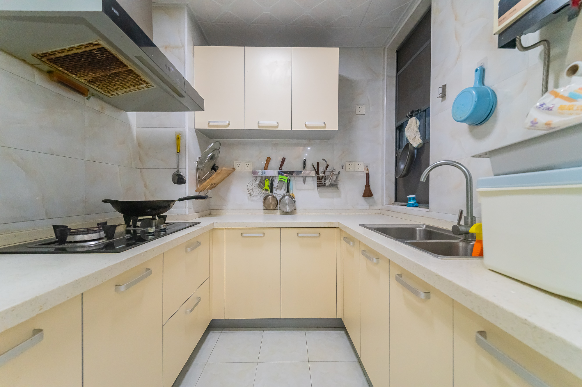 方略城市广场  3室2厅1卫    86.8万 方略城市广场  3室2厅1卫    86.8万厨房