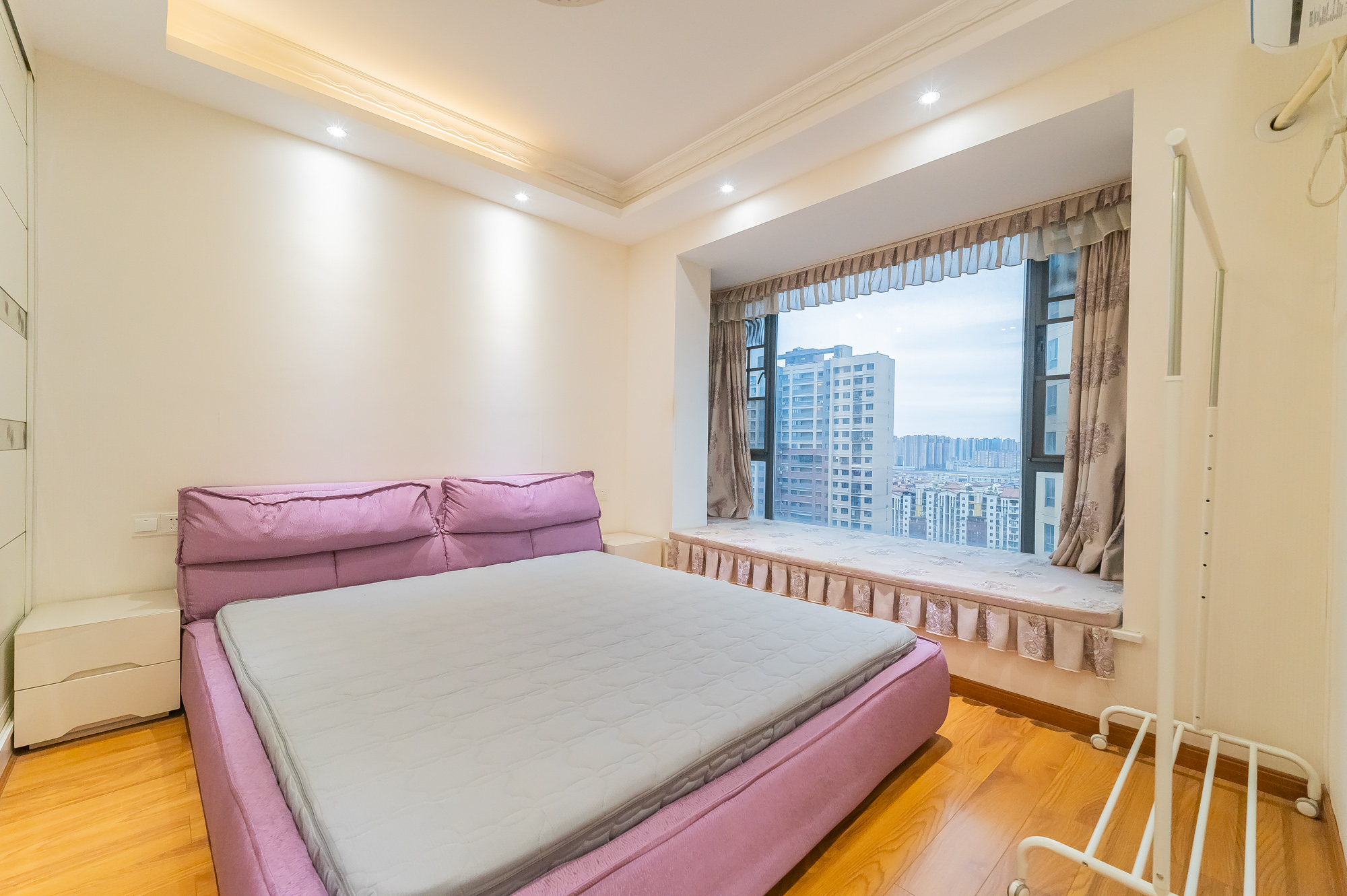 方略城市广场  3室2厅1卫    86.8万 方略城市广场  3室2厅1卫    86.8万卧室