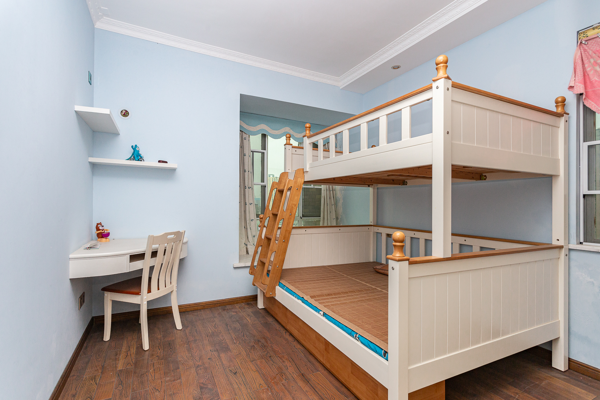 长高圆梦佳苑  4室2厅2卫    114.0万 长高圆梦佳苑  4室2厅2卫    114.0万卧室