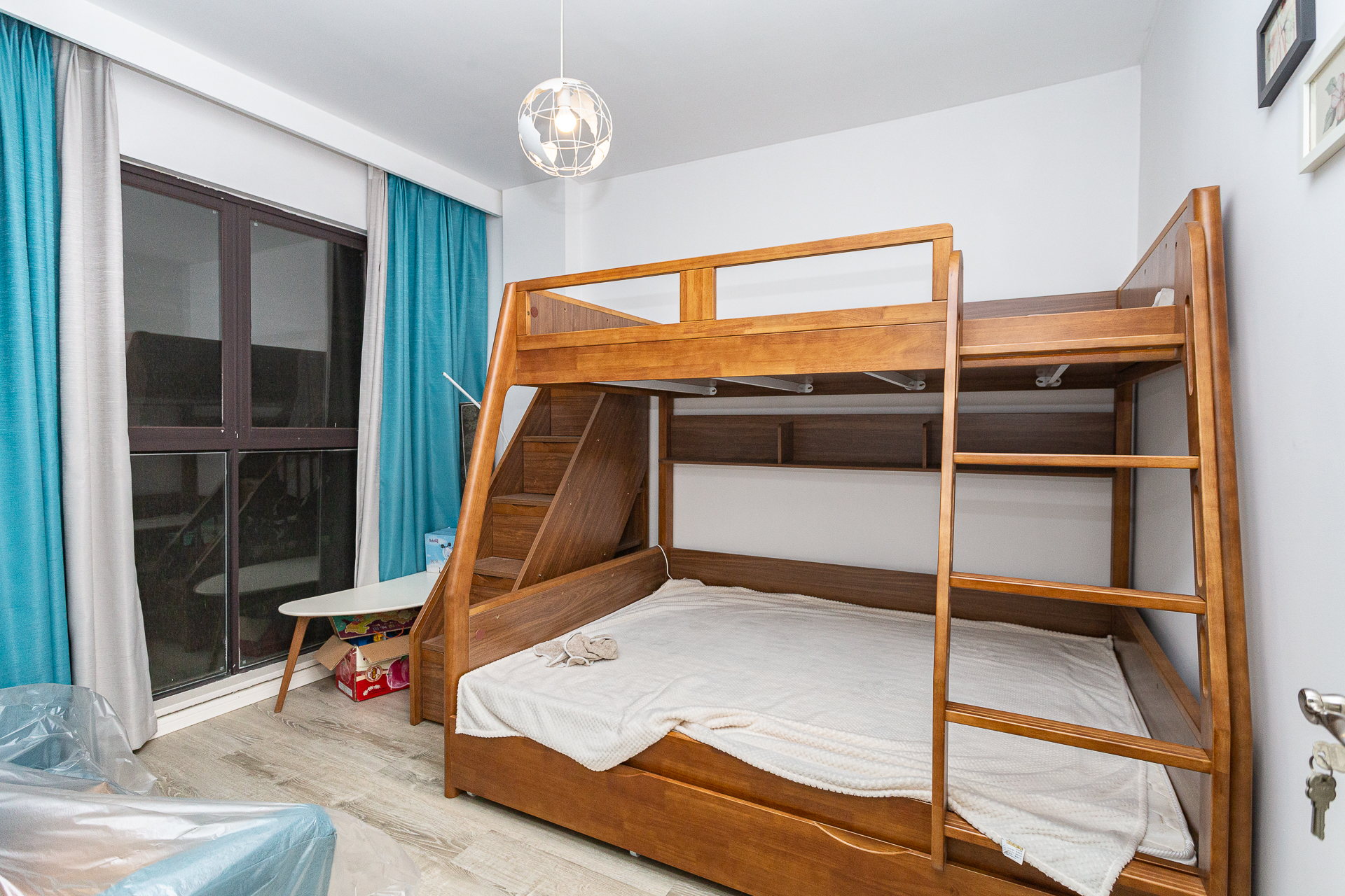 龙湖湘风原著(龙湖湘风星城) 3室1厅1卫 73.0万 龙湖湘风原著(龙湖湘风星城) 3室1厅1卫 73.0万卧室