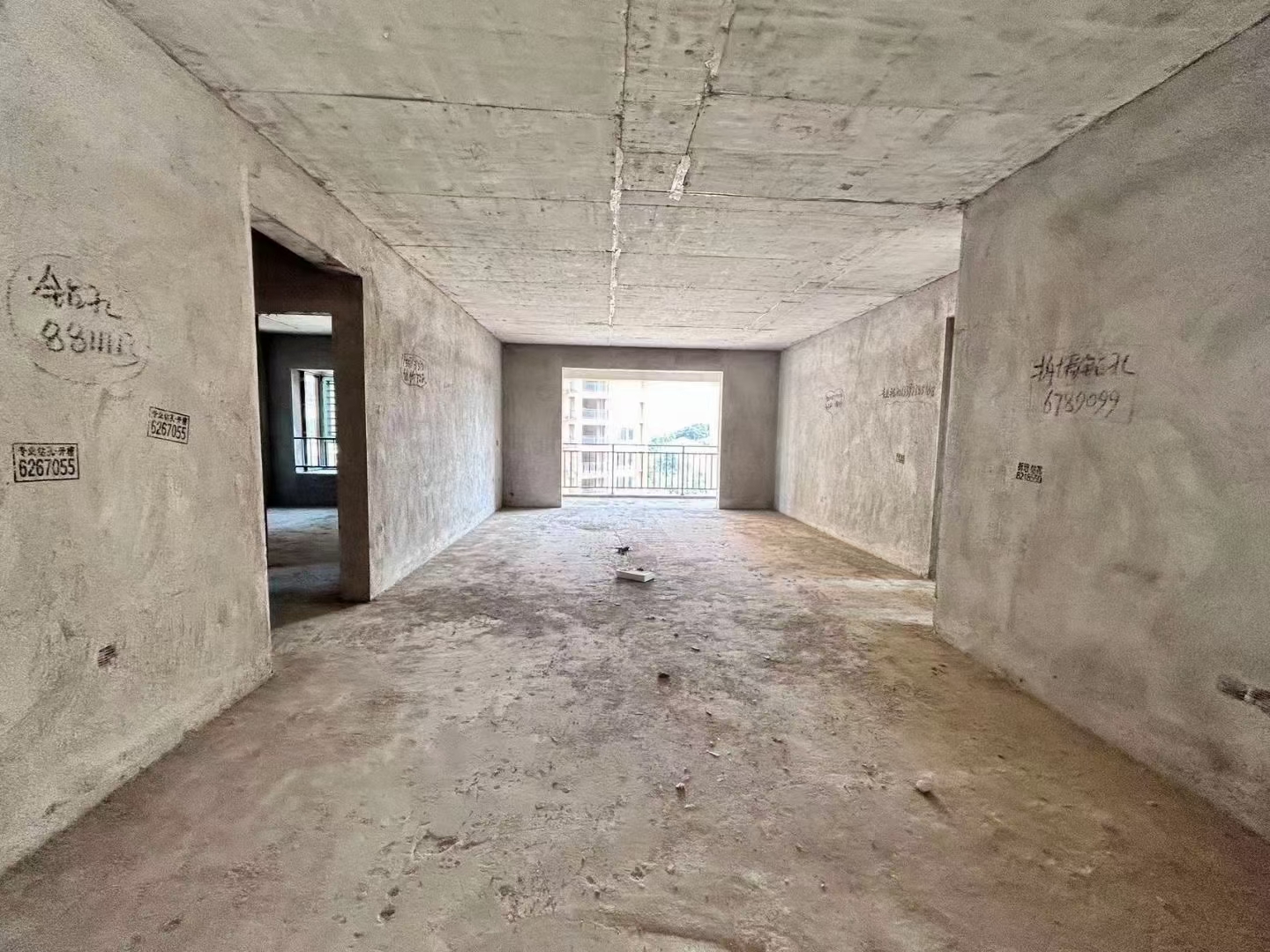 怡河园 0室0厅0卫 3000.00元/月 怡河园 0室0厅0卫 3000.00元/月室内图