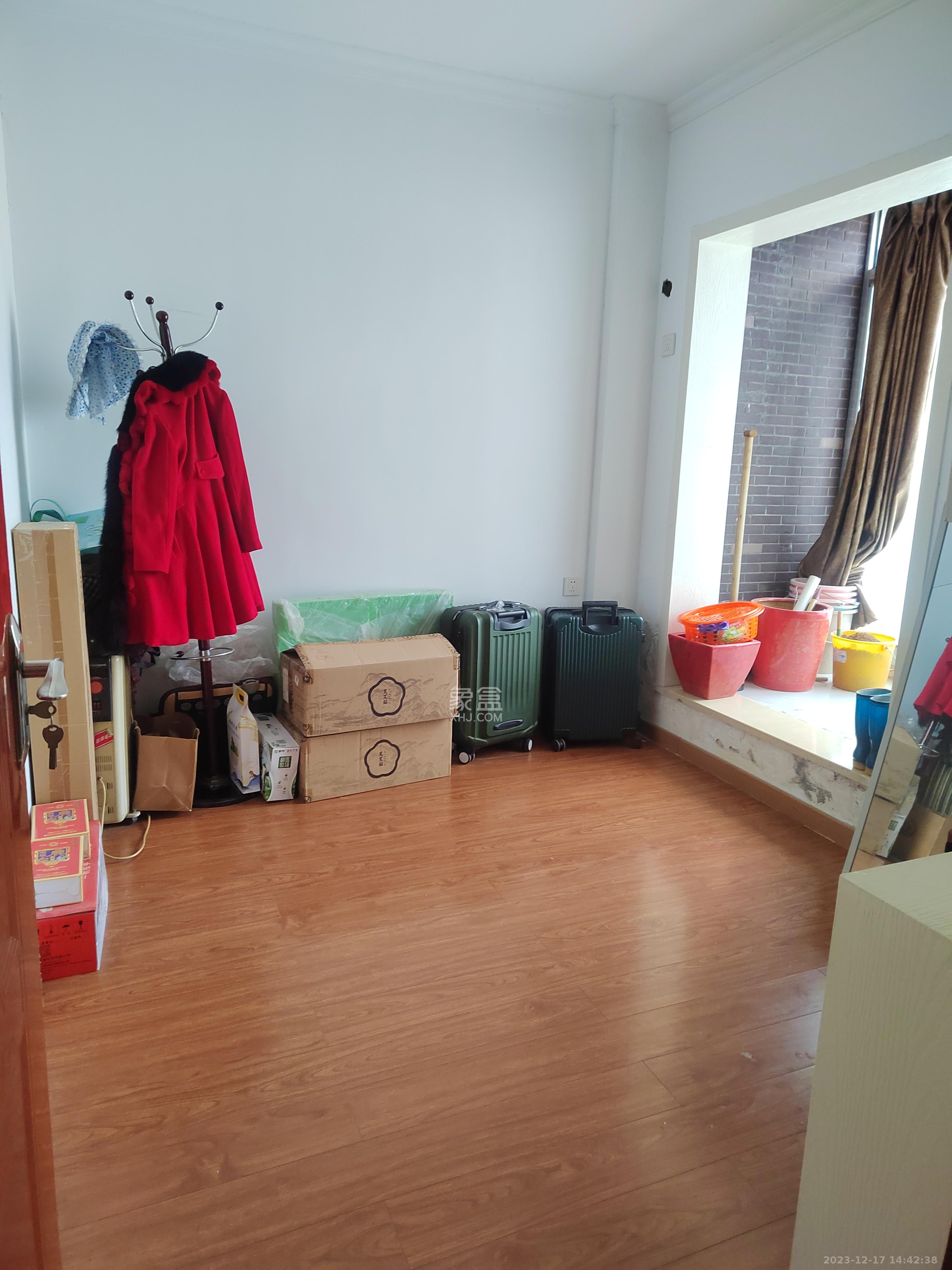 鄱阳小区  2室2厅1卫   1500.00元/月室内图