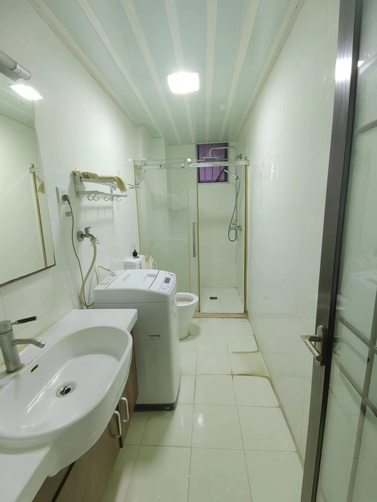 海岛阳光三期（阳光街城）  3室2厅2卫    2800.0元/月室内图