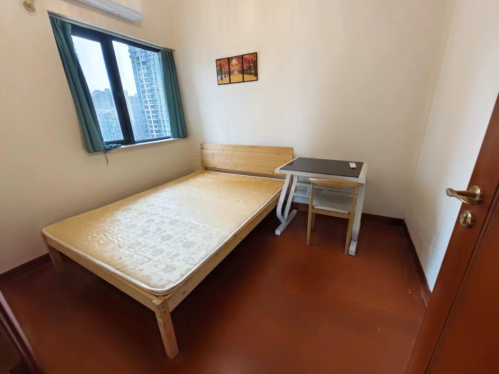 恒大华府  3室2厅2卫   91.80万室内图