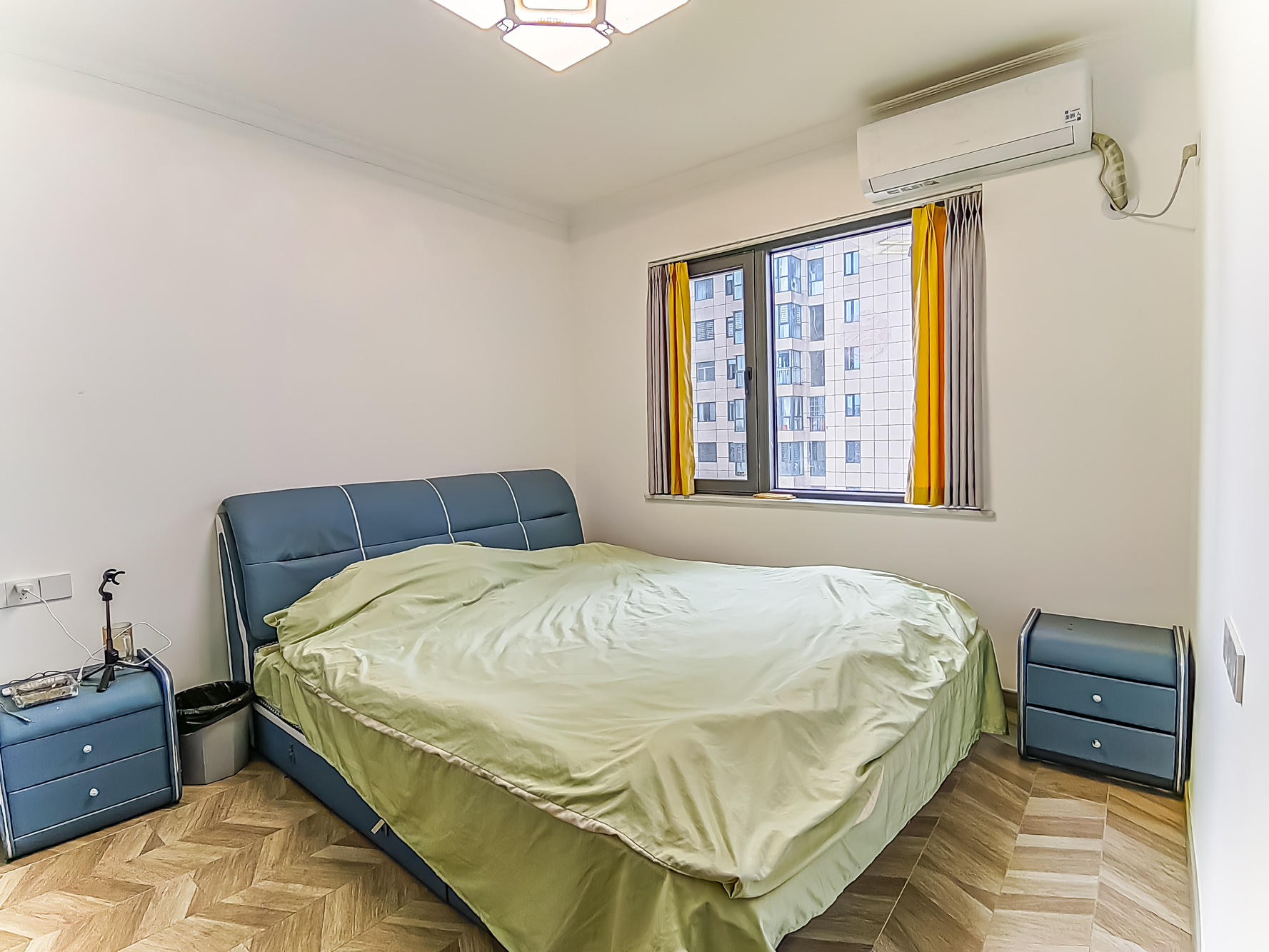 和悦城(蟠龙景苑)  3室2厅1卫    78.0万卧室