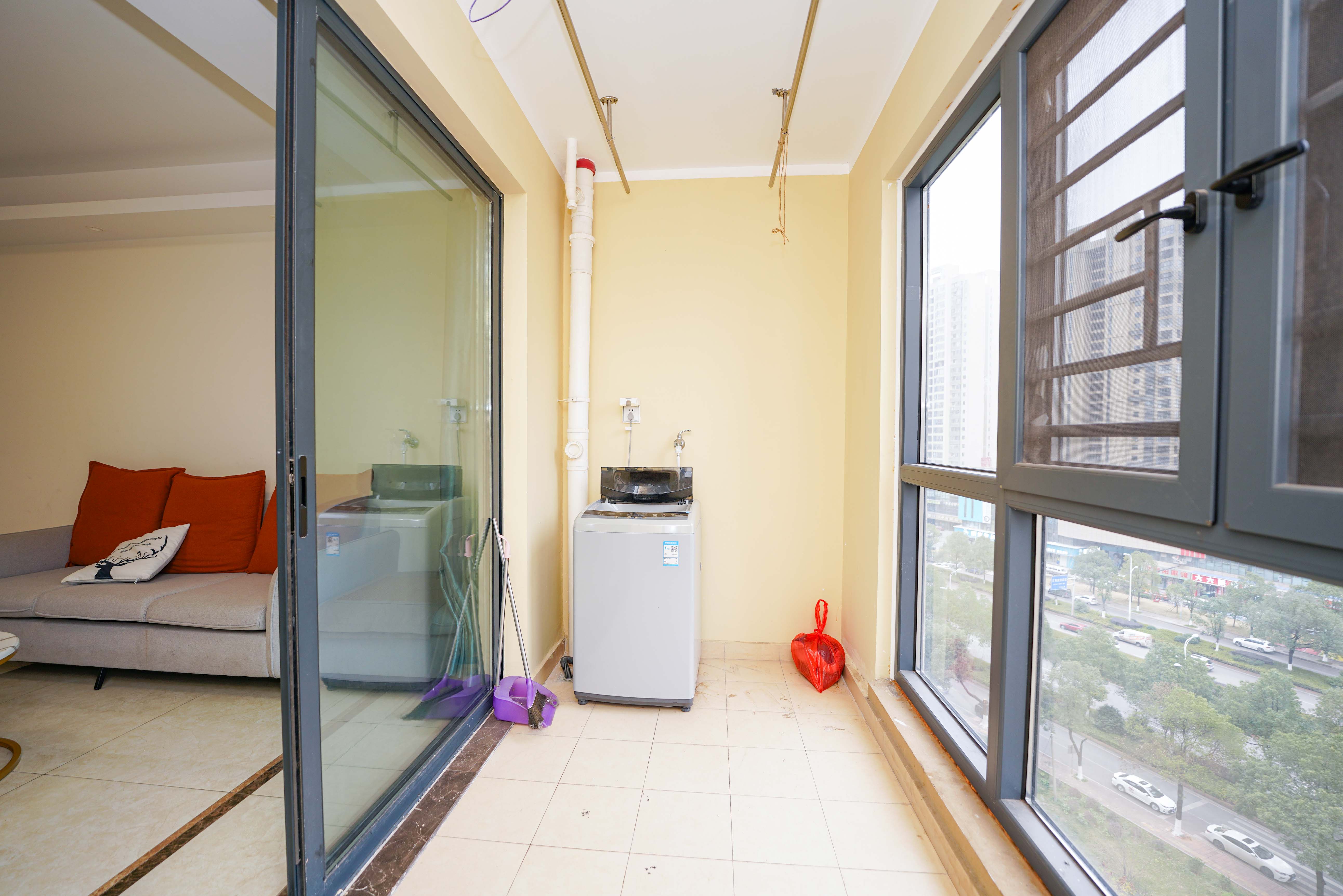 中建璟和城  3室2厅1卫    85.0万 中建璟和城  3室2厅1卫    85.0万其他