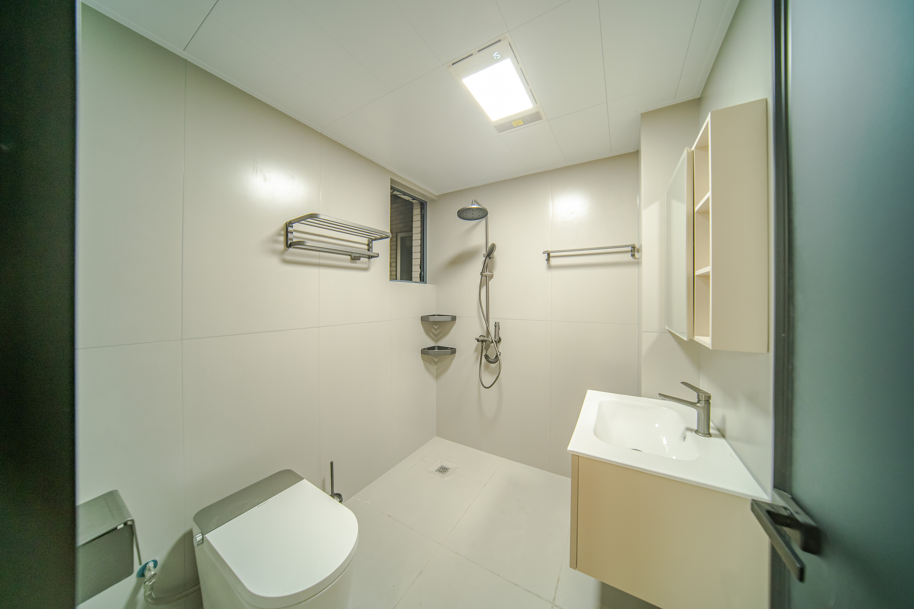 含浦家苑  3室2厅2卫    118.0万卫生间