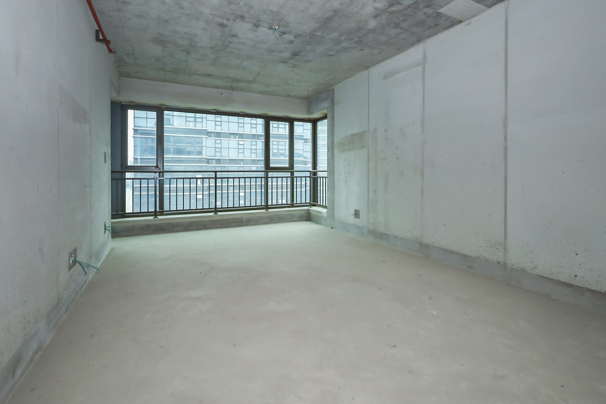 远洋外滩壹号 3室2厅2卫 200.0万 远洋外滩壹号 3室2厅2卫 200.0万客厅