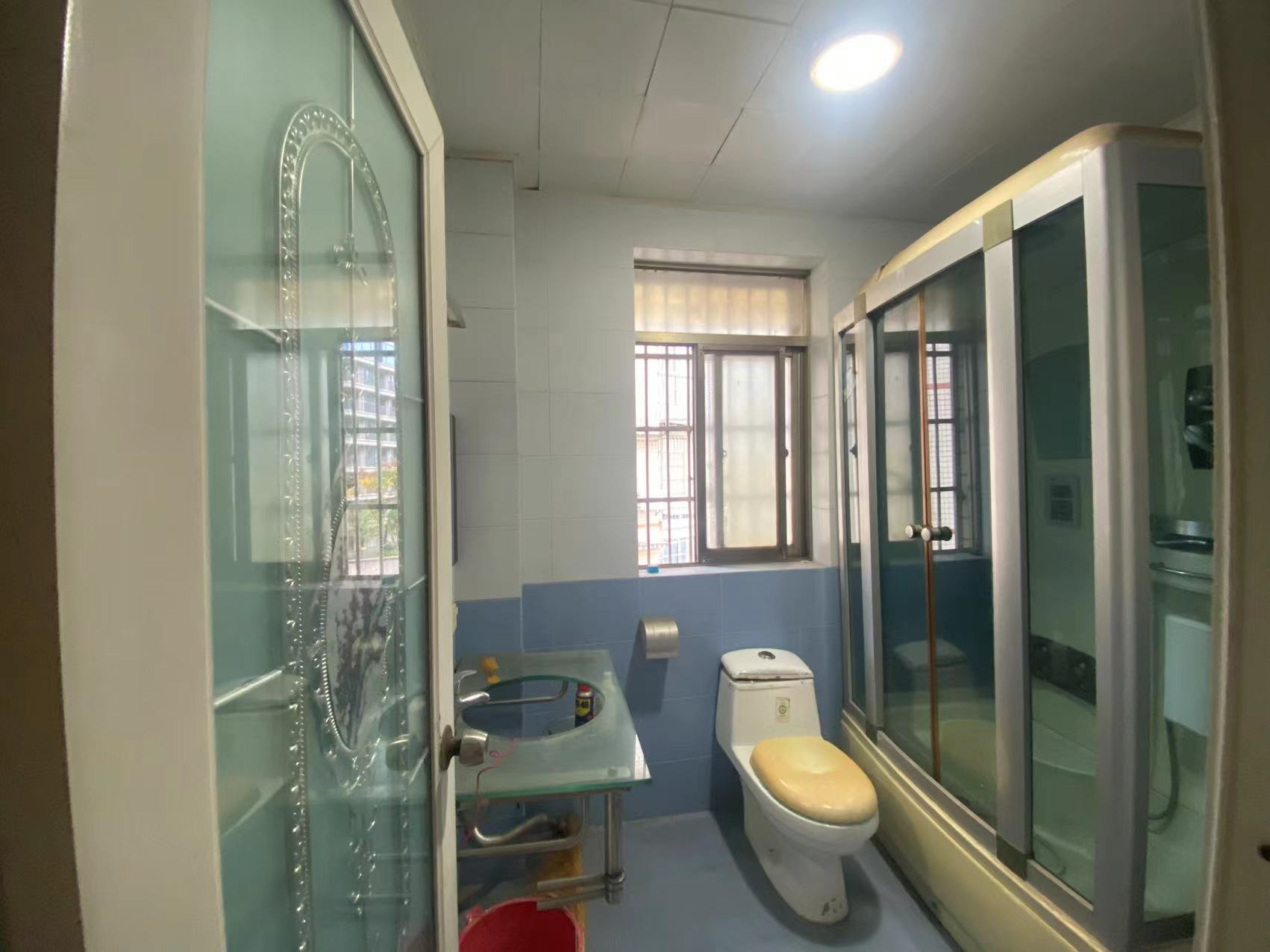 江南世家 3室2厅2卫 40.0万 江南世家 3室2厅2卫 40.0万室内图