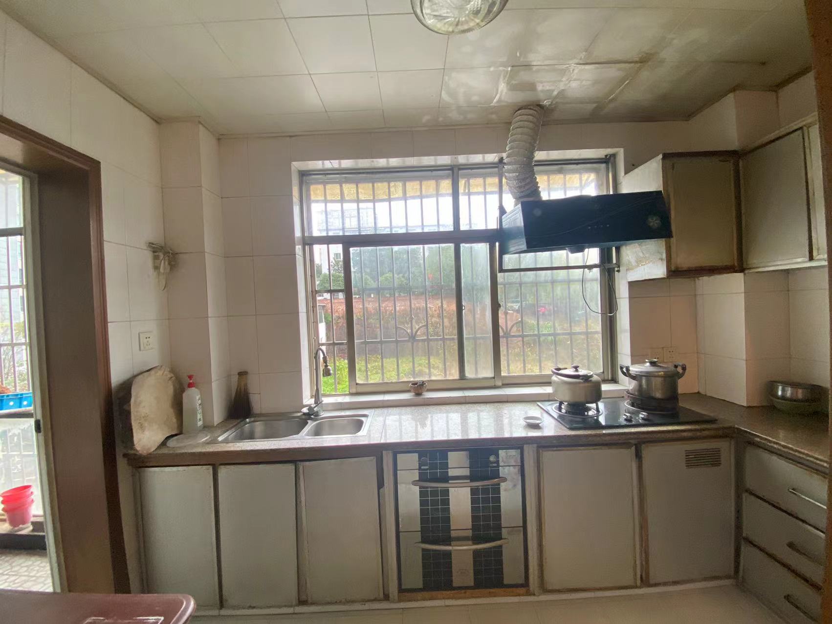 江南世家 3室2厅2卫 40.0万 江南世家 3室2厅2卫 40.0万室内图