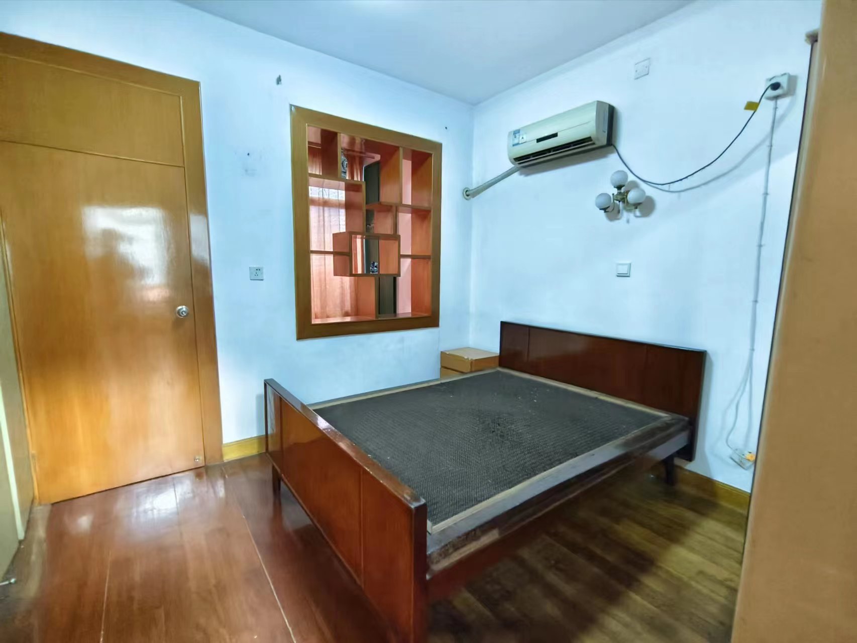 洪福花园 2室2厅1卫 18.0万 洪福花园 2室2厅1卫 18.0万室内图