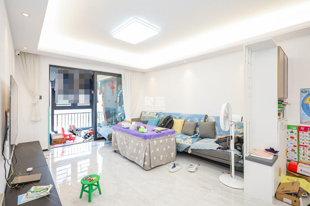 万科魅力之城  3室2厅1卫    100.0万