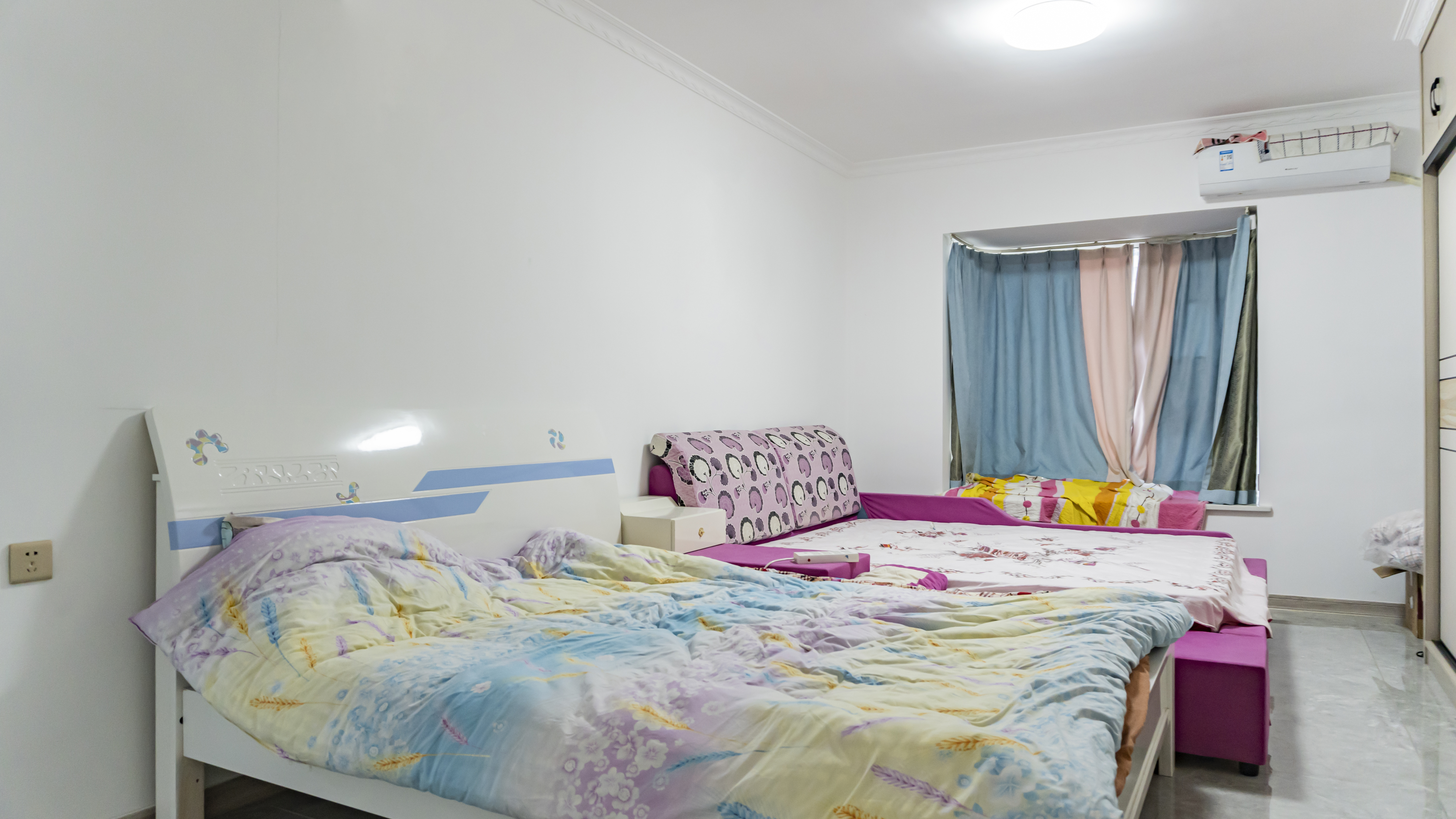 益阳二商帝景嘉园 3室2厅2卫 79.8万 益阳二商帝景嘉园 3室2厅2卫 79.8万客厅