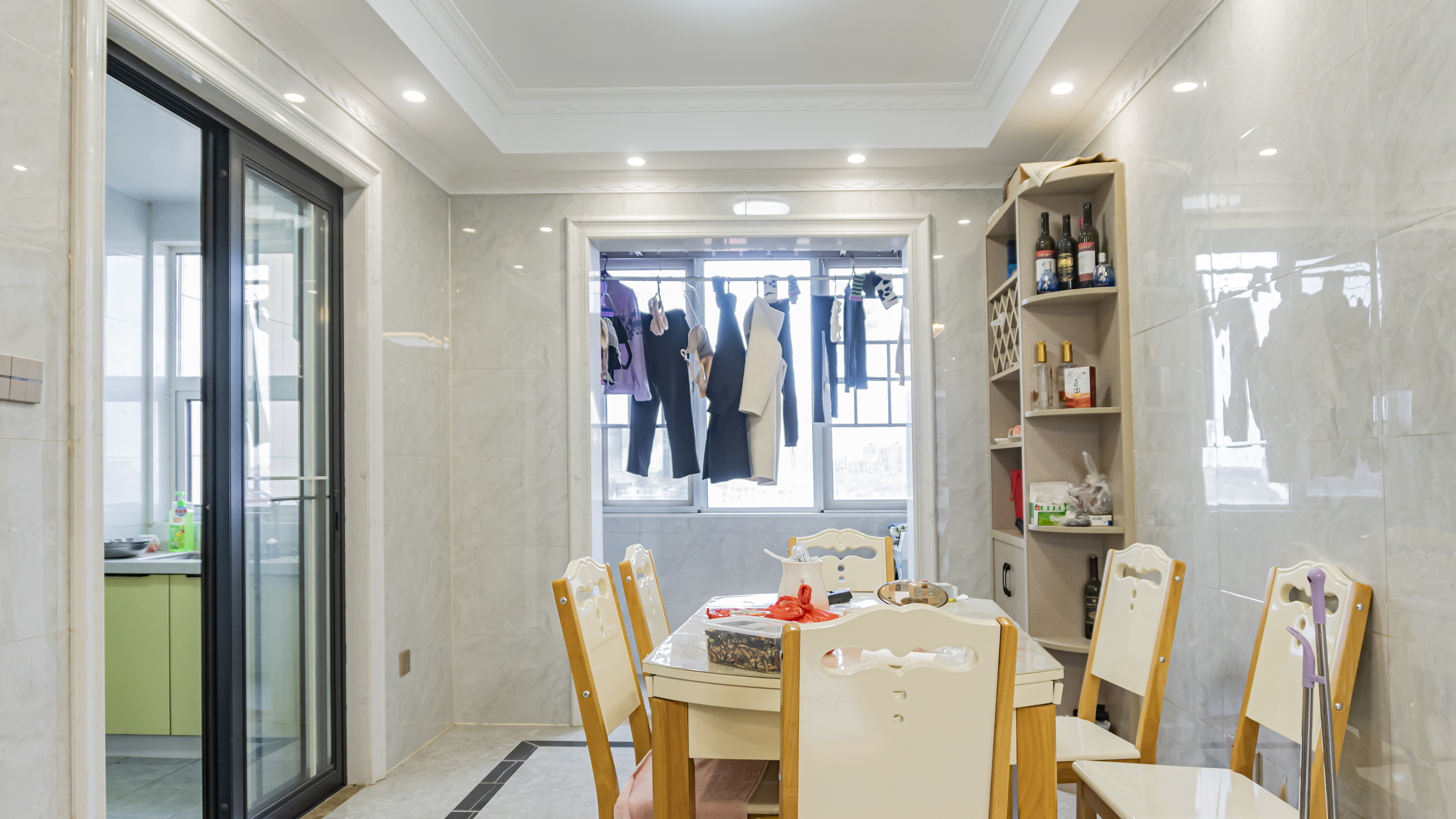 益阳二商帝景嘉园 3室2厅2卫 79.8万 益阳二商帝景嘉园 3室2厅2卫 79.8万客厅