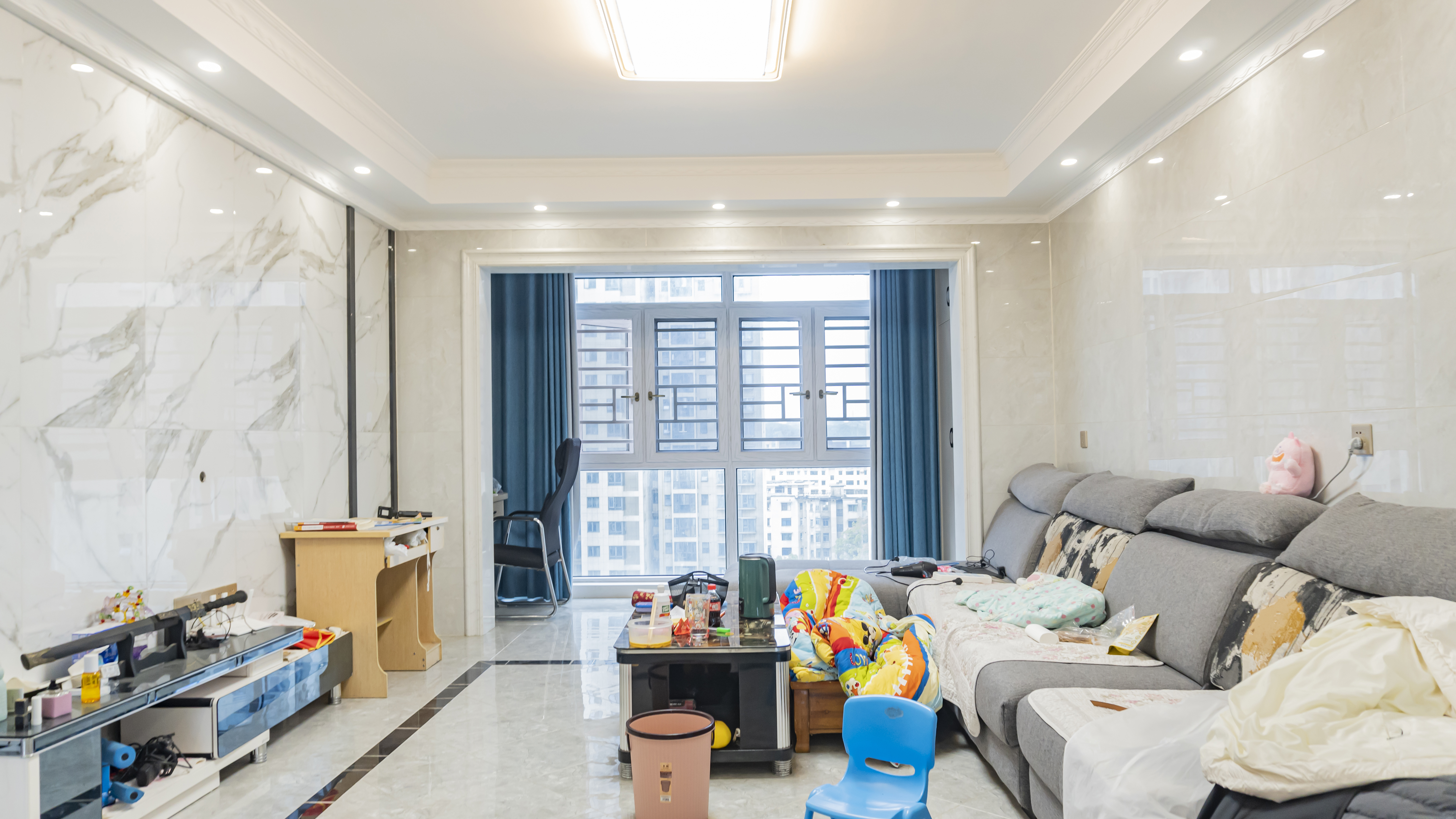 益阳二商帝景嘉园 3室2厅2卫 79.8万 益阳二商帝景嘉园 3室2厅2卫 79.8万客厅