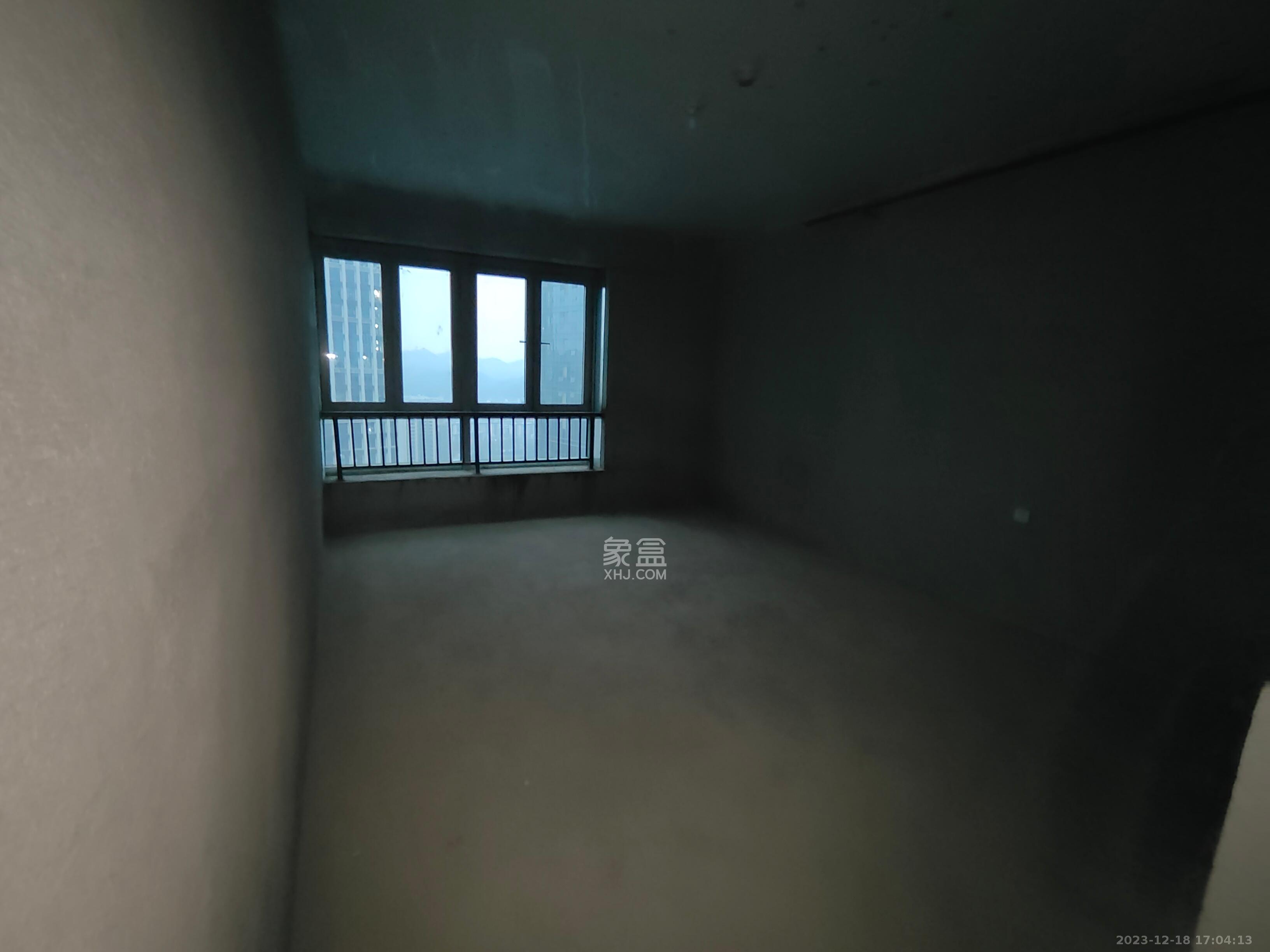 福晟翡翠湾  5室2厅3卫   12000.00元/月室内图