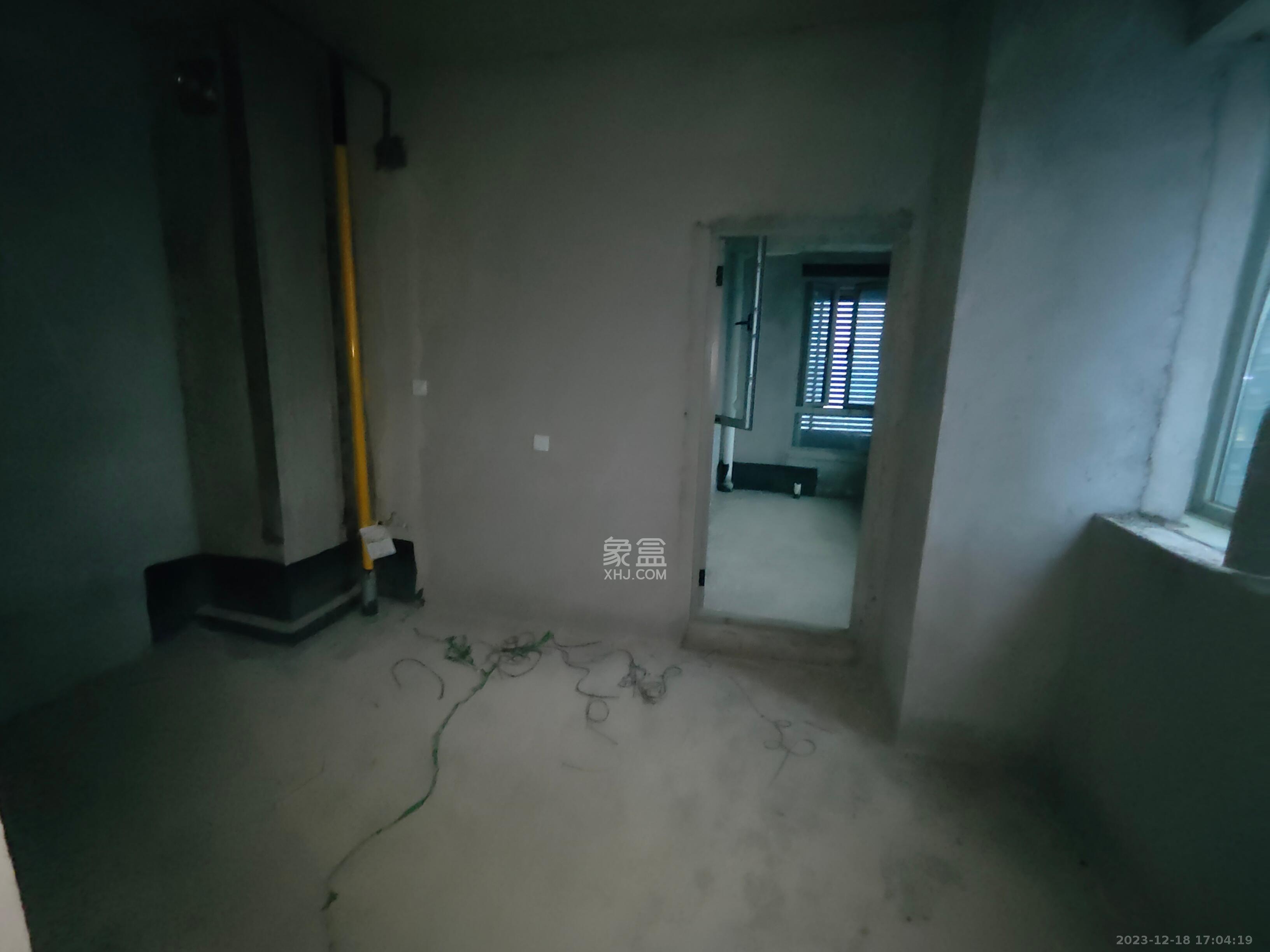 福晟翡翠湾  5室2厅3卫   12000.00元/月室内图
