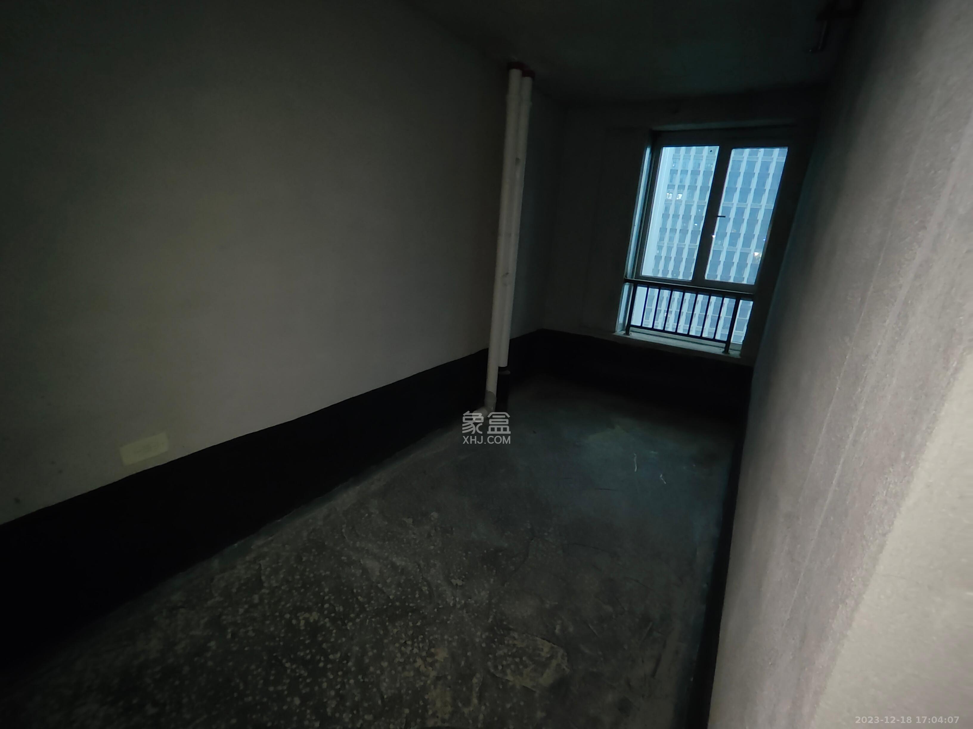 福晟翡翠湾  5室2厅3卫   12000.00元/月室内图1