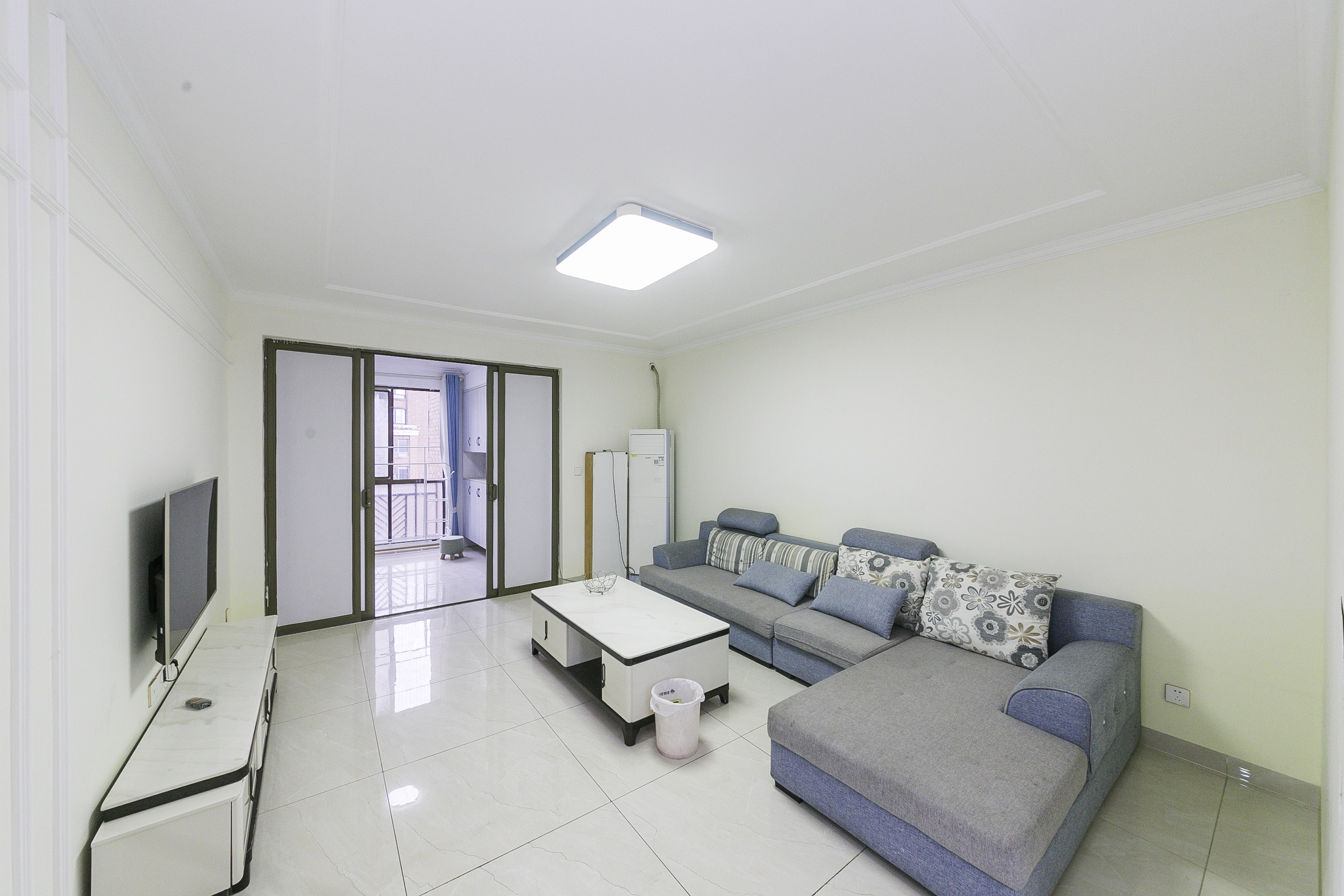 奥林匹克花园 3室2厅2卫 152.8万 奥林匹克花园 3室2厅2卫 152.8万客厅