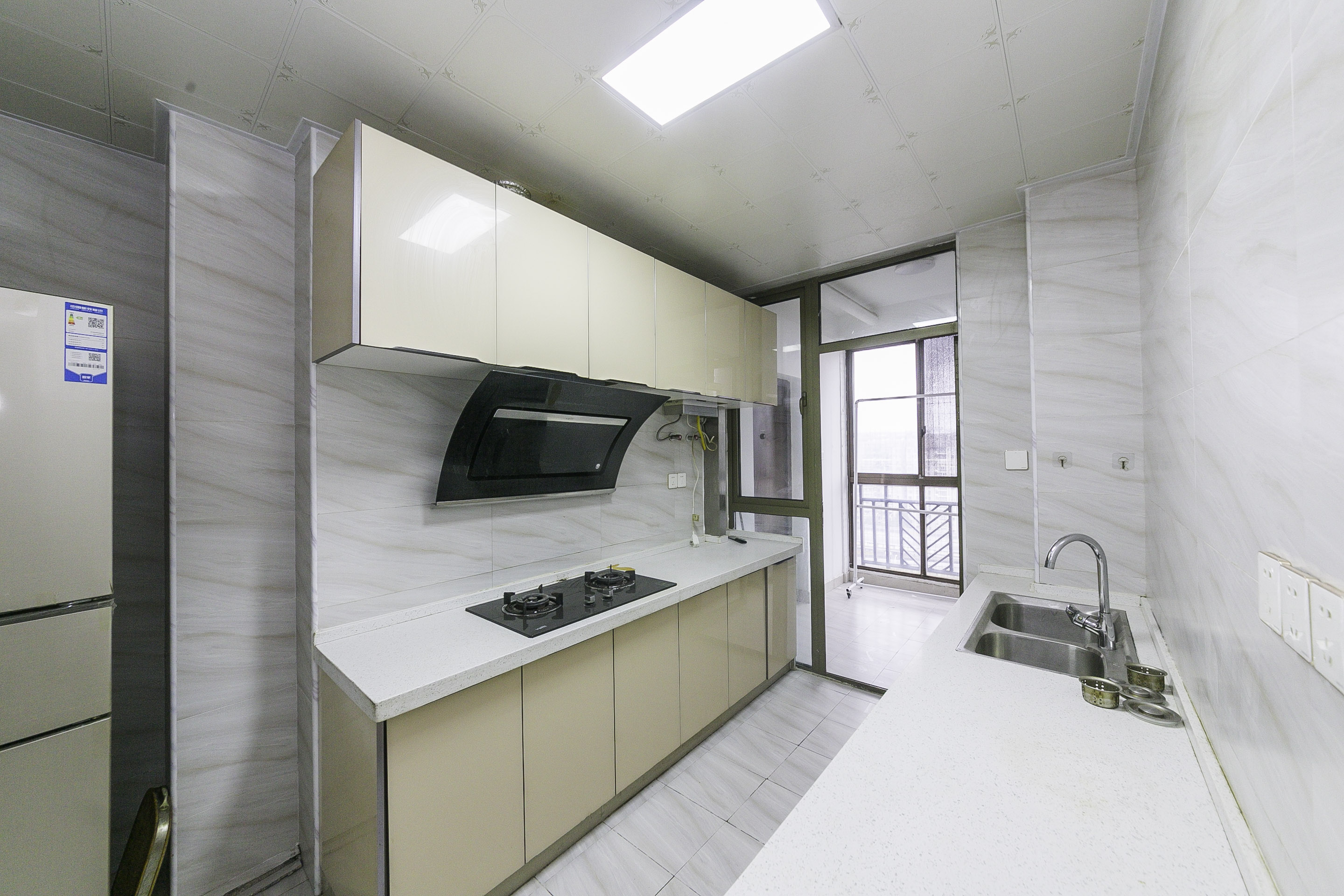 奥林匹克花园 3室2厅2卫 152.8万 奥林匹克花园 3室2厅2卫 152.8万厨房