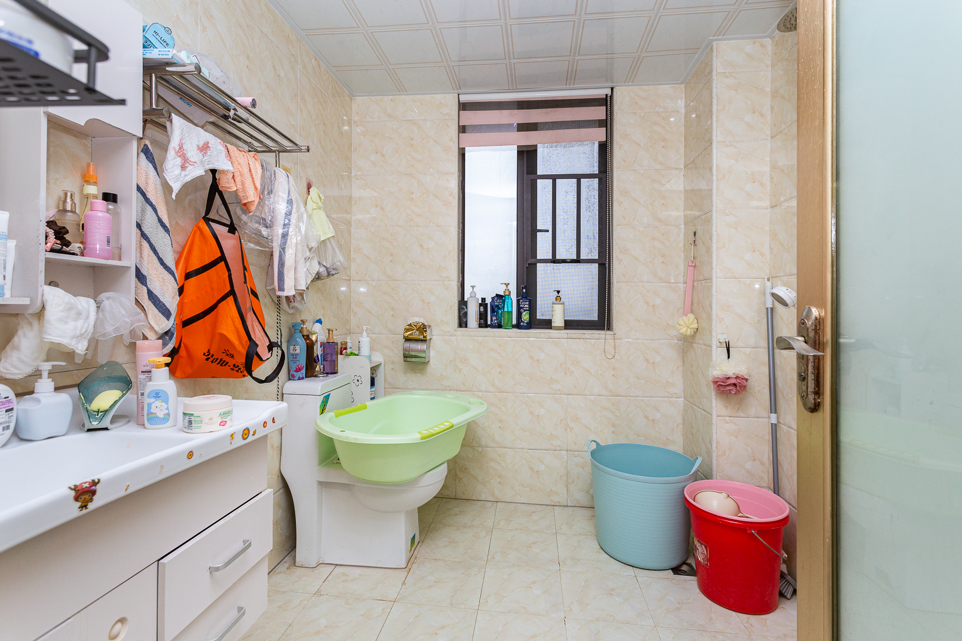 长燃新奥佳园 3室2厅2卫 97.0万 长燃新奥佳园 3室2厅2卫 97.0万卫生间