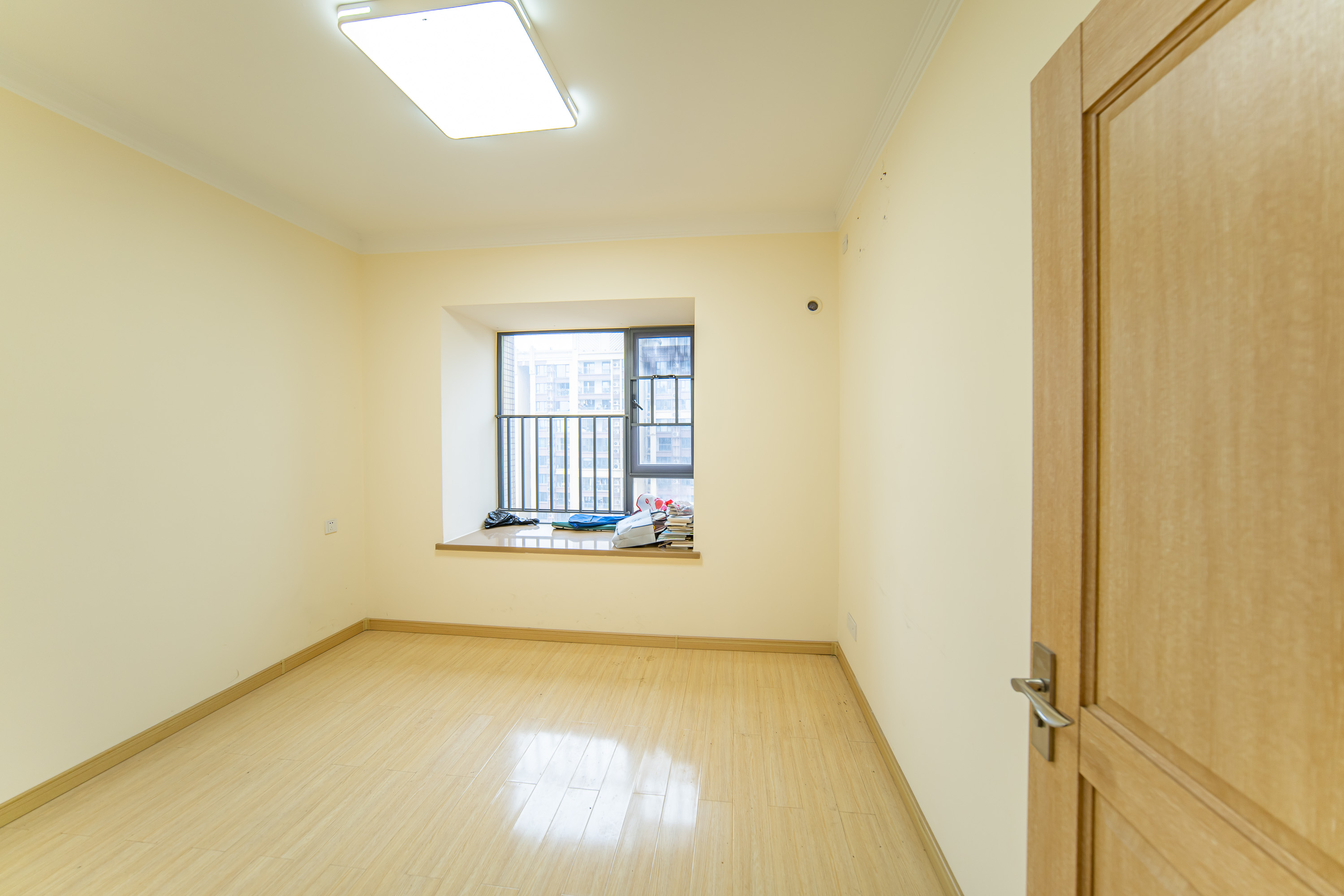 兰亭湾畔 4室2厅2卫 150.0万 兰亭湾畔 4室2厅2卫 150.0万卧室