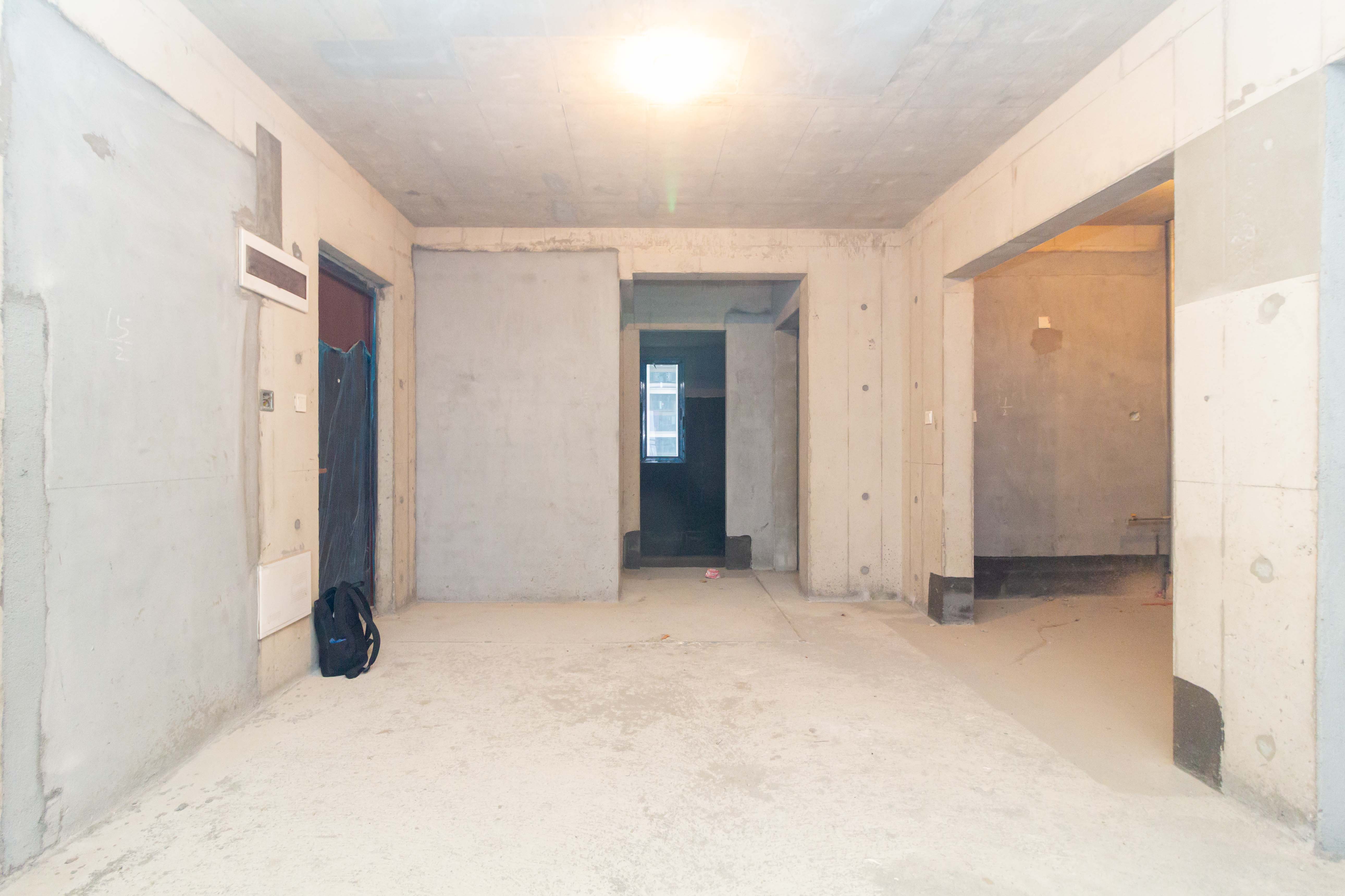 华远海蓝郡  3室2厅2卫    66.0万 华远海蓝郡  3室2厅2卫    66.0万客厅