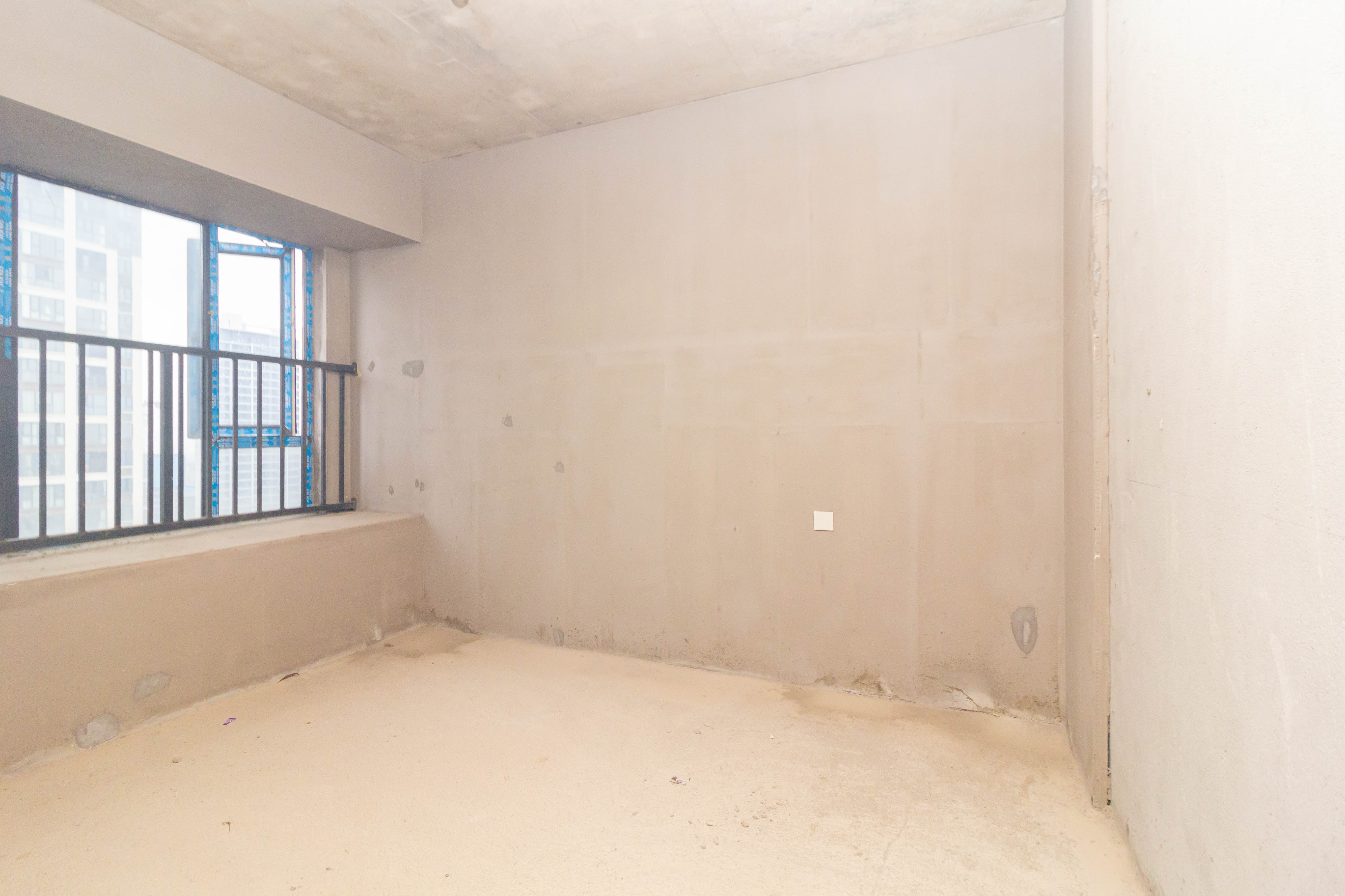 华远海蓝郡  3室2厅2卫    66.0万 华远海蓝郡  3室2厅2卫    66.0万卧室