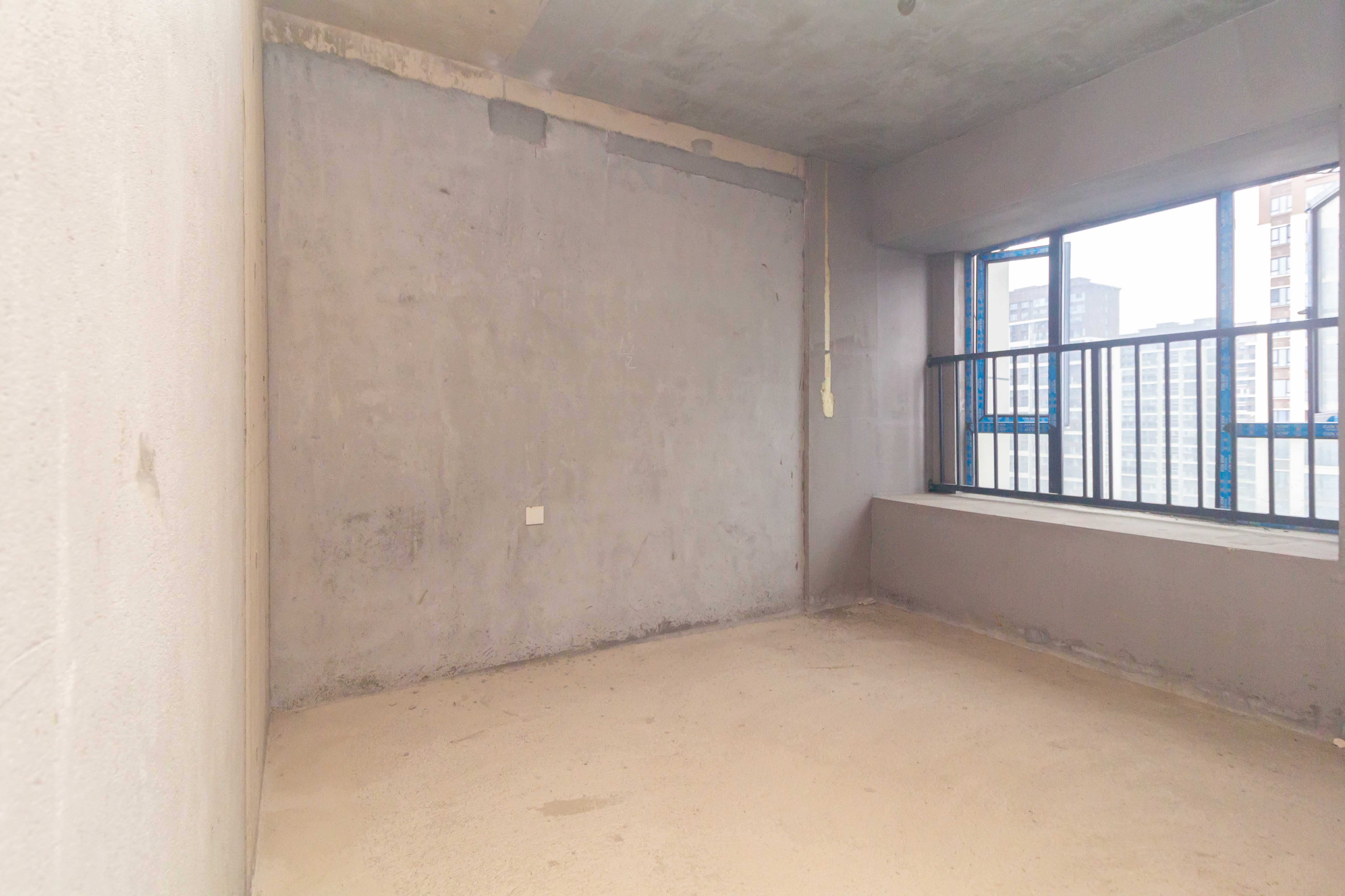 华远海蓝郡  3室2厅2卫    66.0万 华远海蓝郡  3室2厅2卫    66.0万卧室