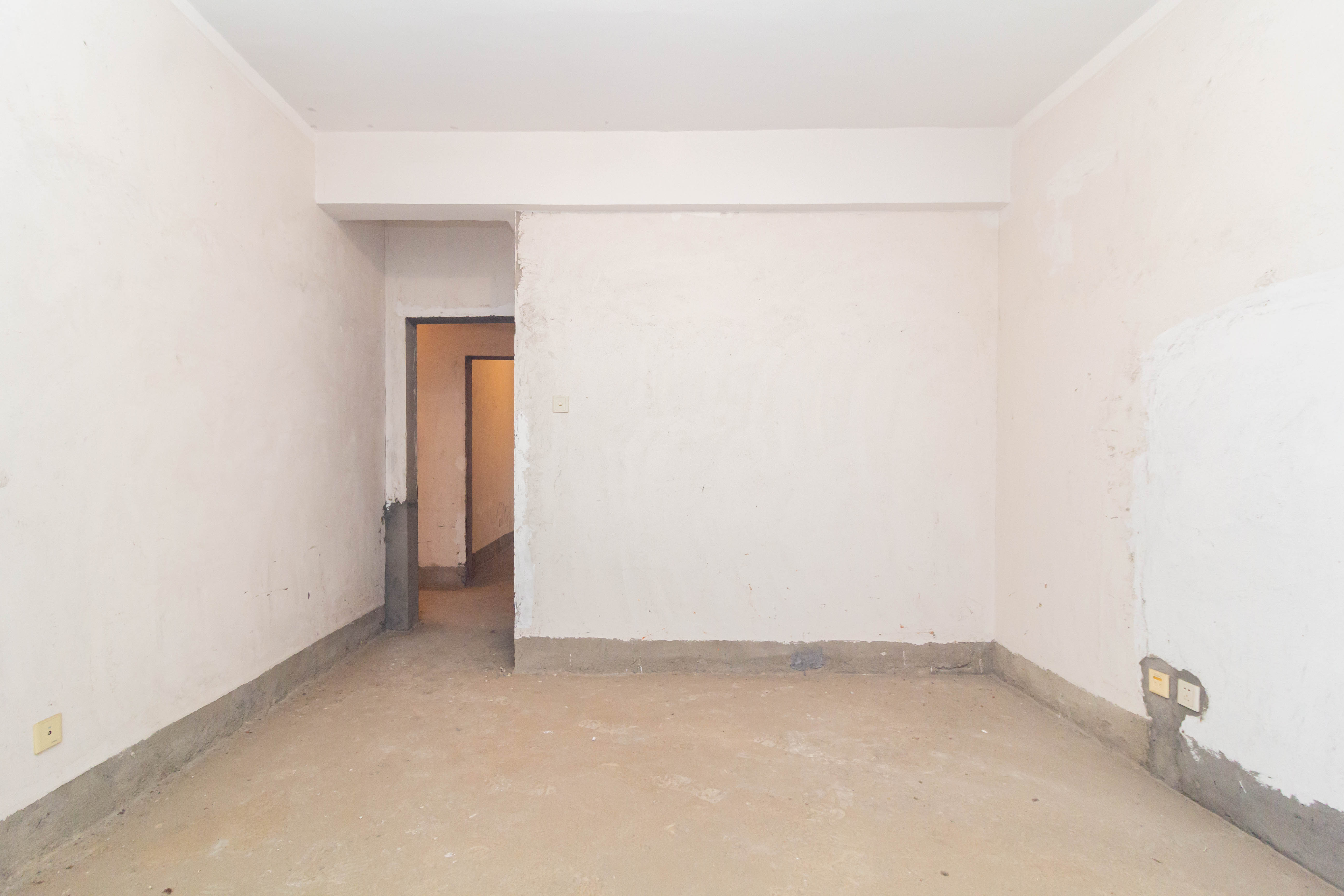 湖南有色地质勘查局宿舍(榔梨镇) 4室2厅2卫 101.0万 湖南有色地质勘查局宿舍(榔梨镇) 4室2厅2卫 101.0万卧室