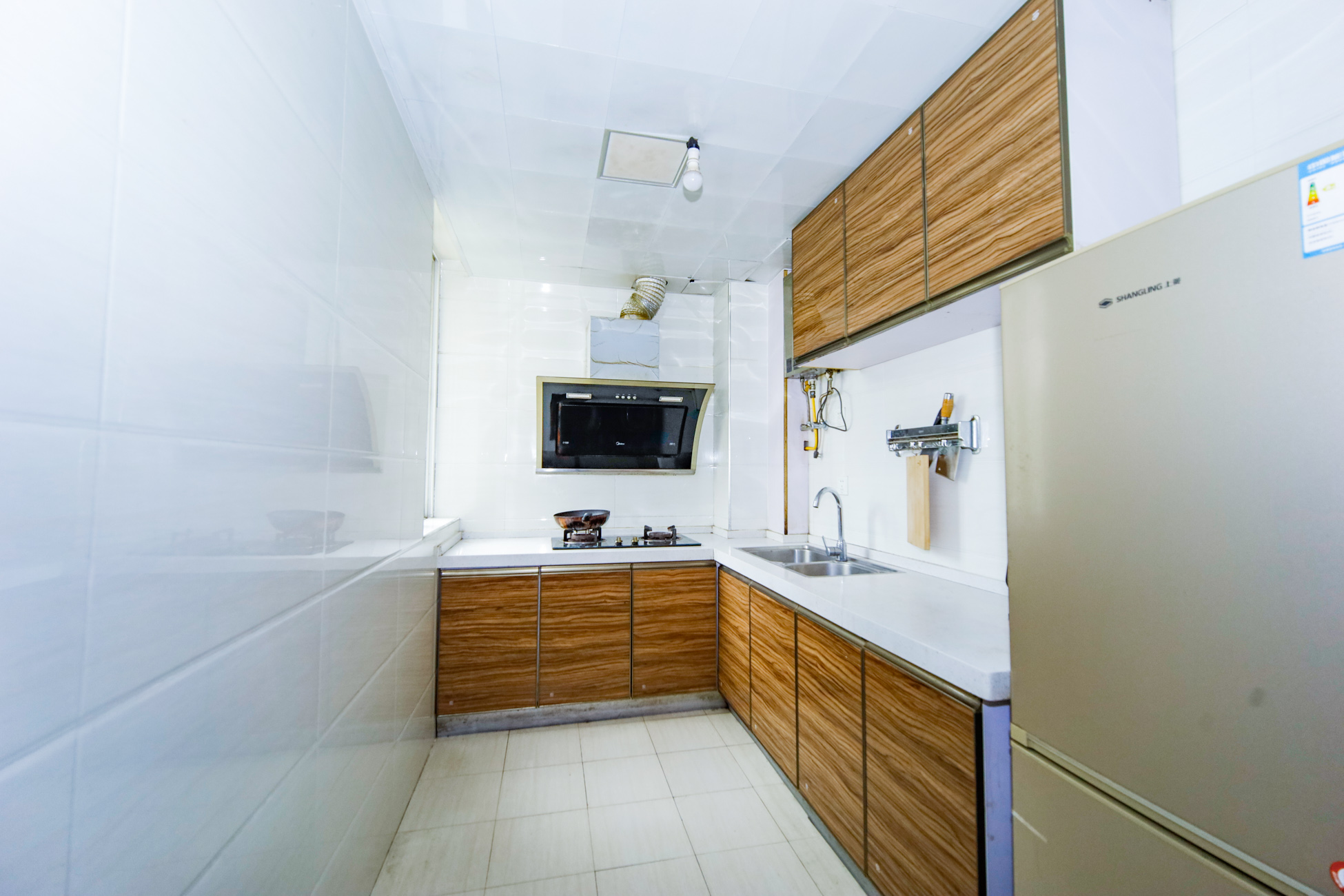 德馨园 5室2厅1卫 61.8万 德馨园 5室2厅1卫 61.8万厨房