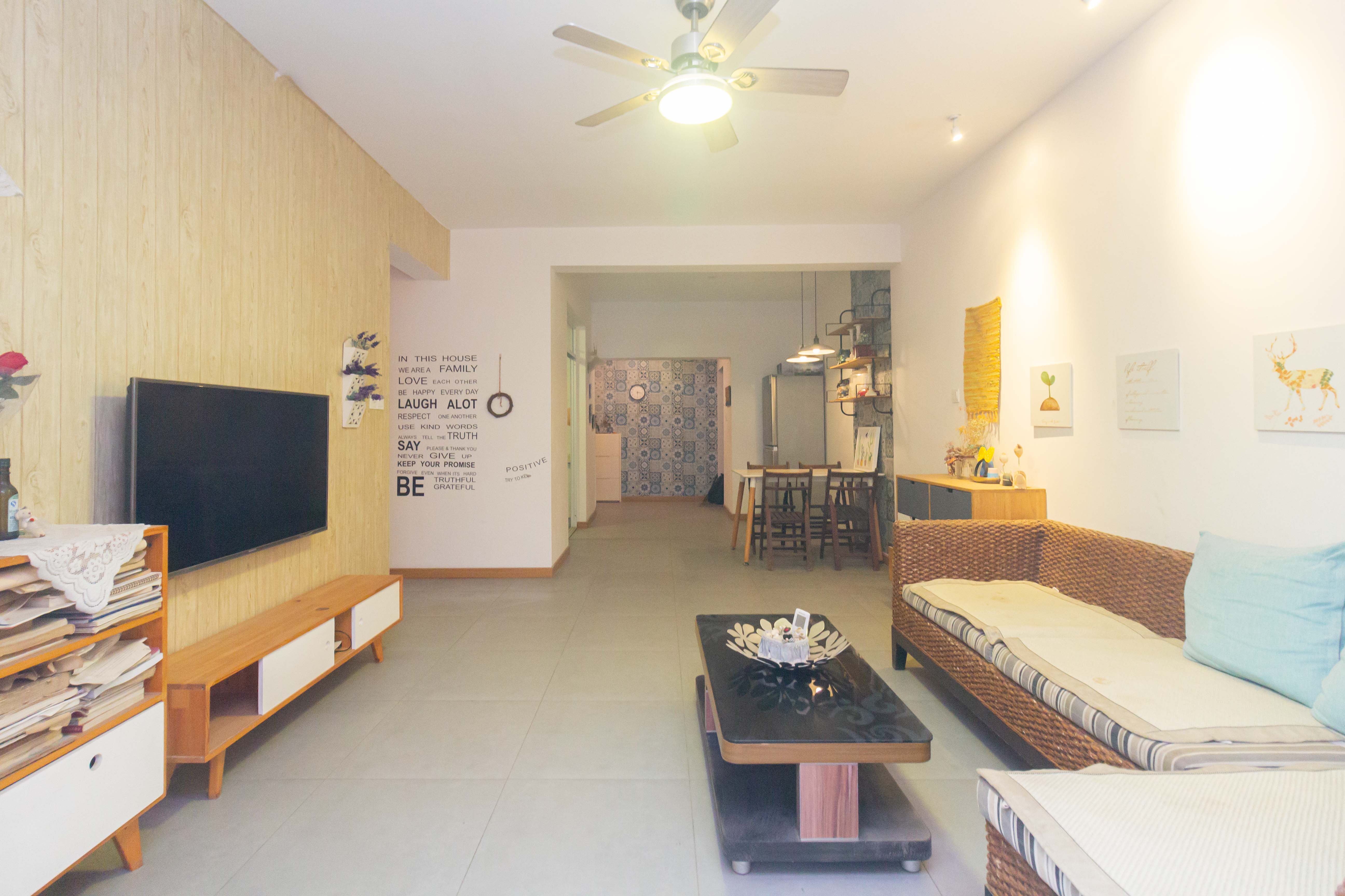 爵士湘 3室2厅1卫 56.8万 爵士湘 3室2厅1卫 56.8万客厅