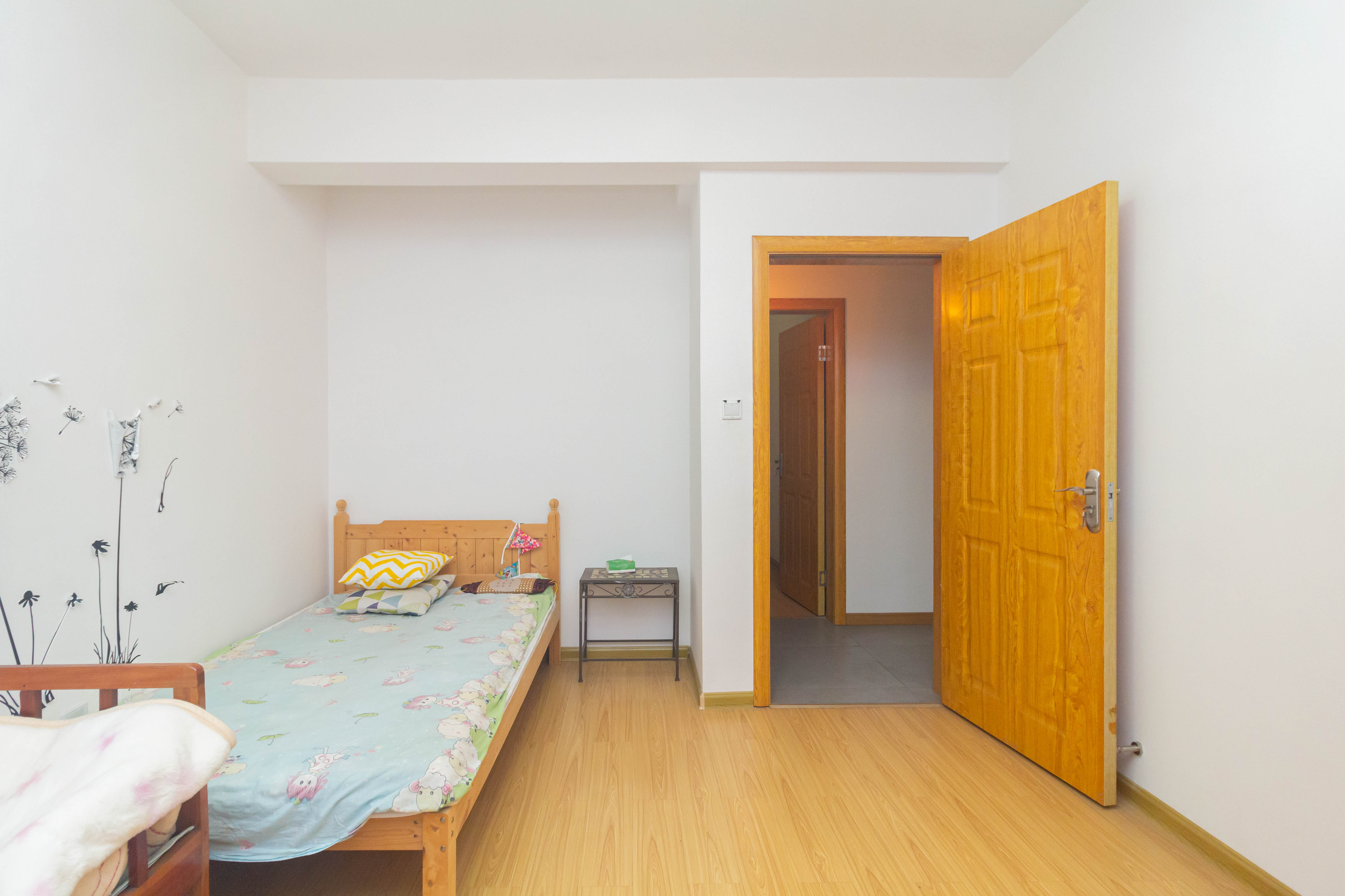 爵士湘 3室2厅1卫 56.8万 爵士湘 3室2厅1卫 56.8万卧室