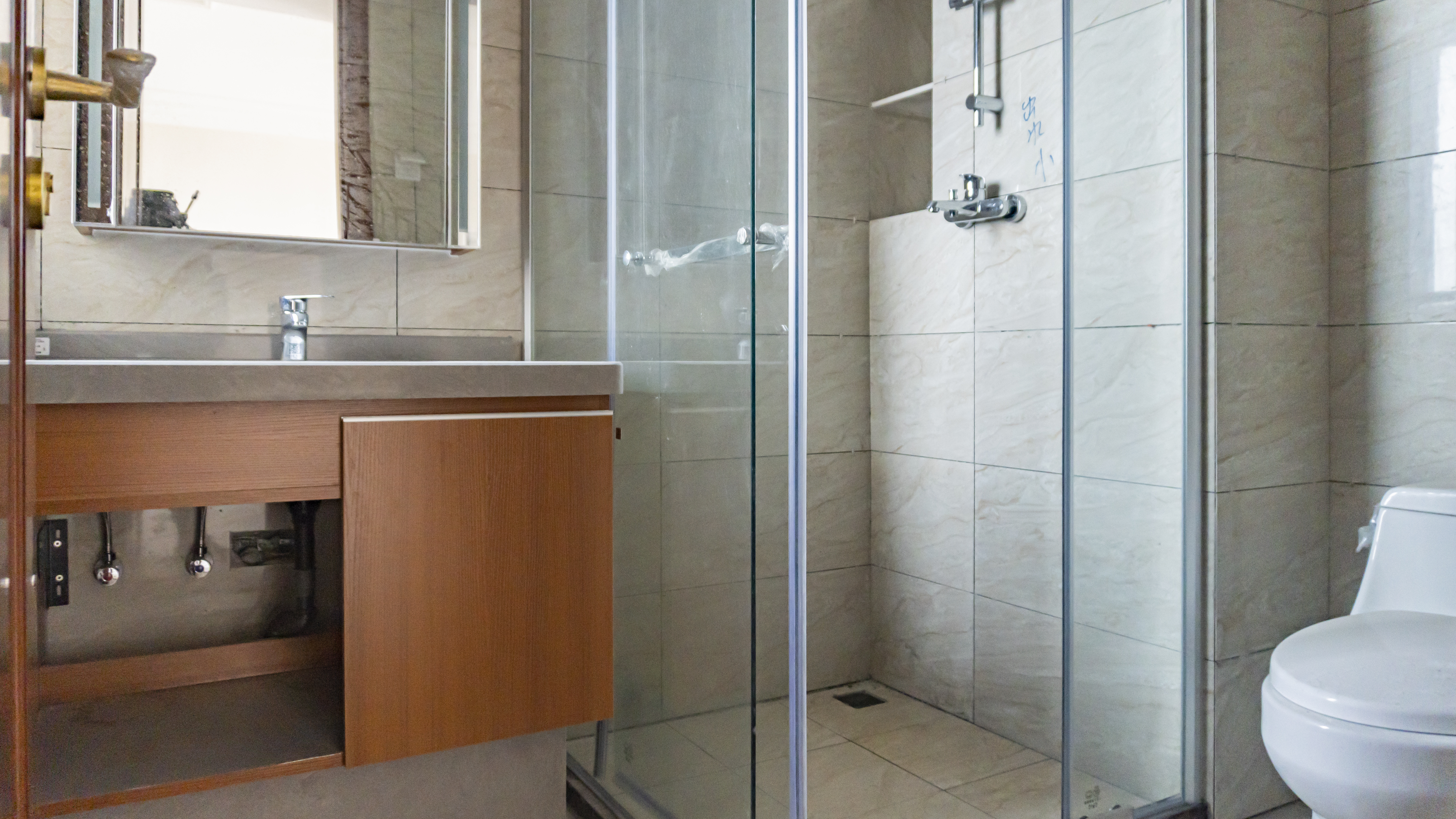 恒大名都 3室2厅2卫 36.8万 恒大名都 3室2厅2卫 36.8万其他