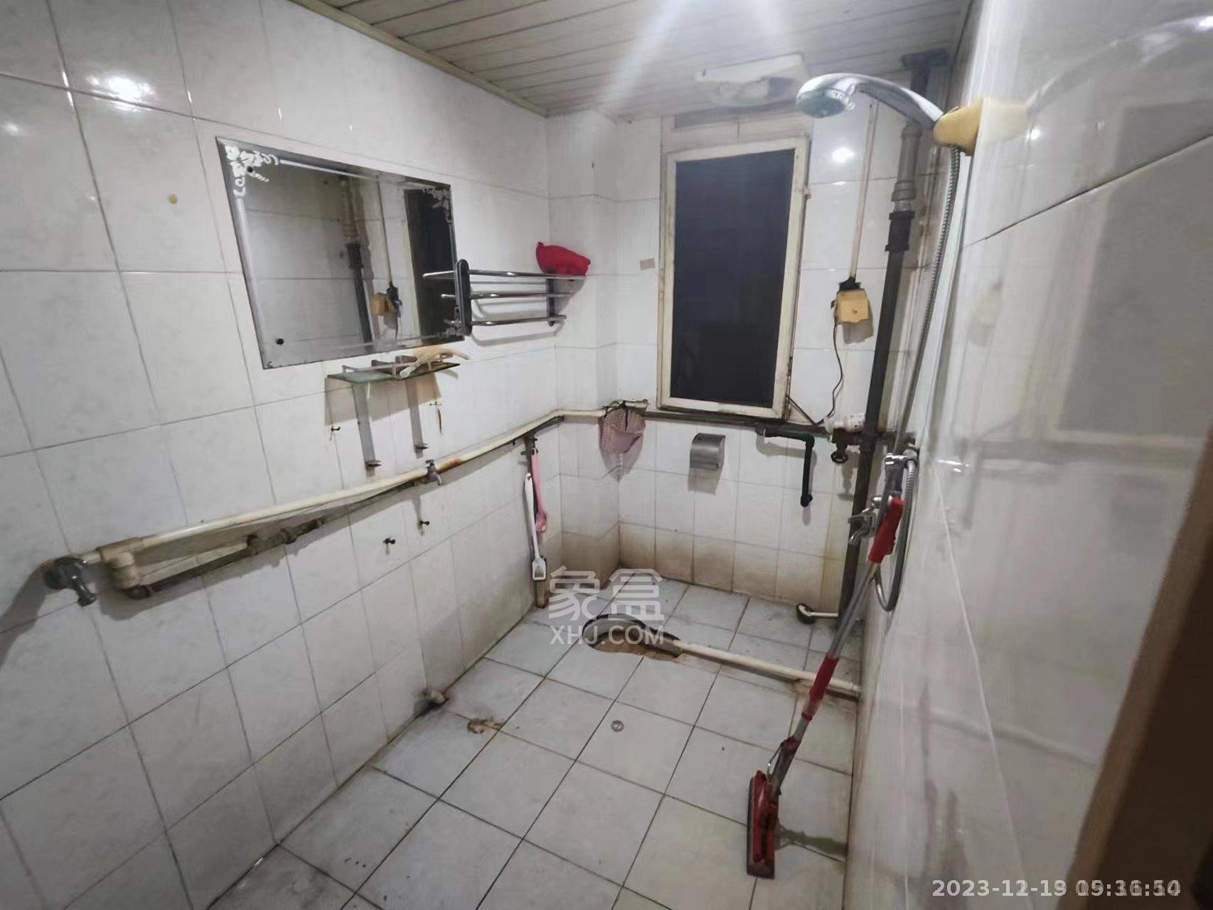 长铁生活区 2室2厅1卫 1200.00元/月 长铁生活区 2室2厅1卫 1200.00元/月室内图