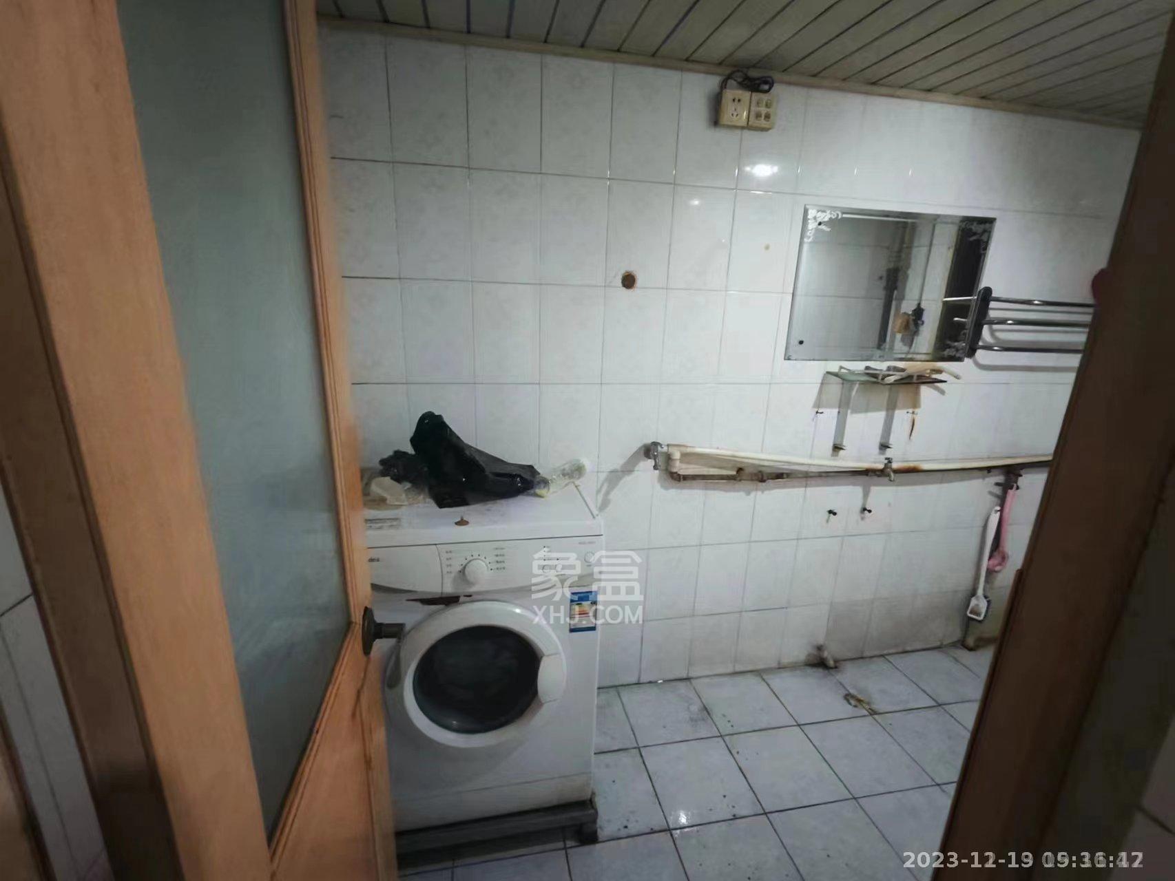 长铁生活区 2室2厅1卫 1200.00元/月 长铁生活区 2室2厅1卫 1200.00元/月室内图