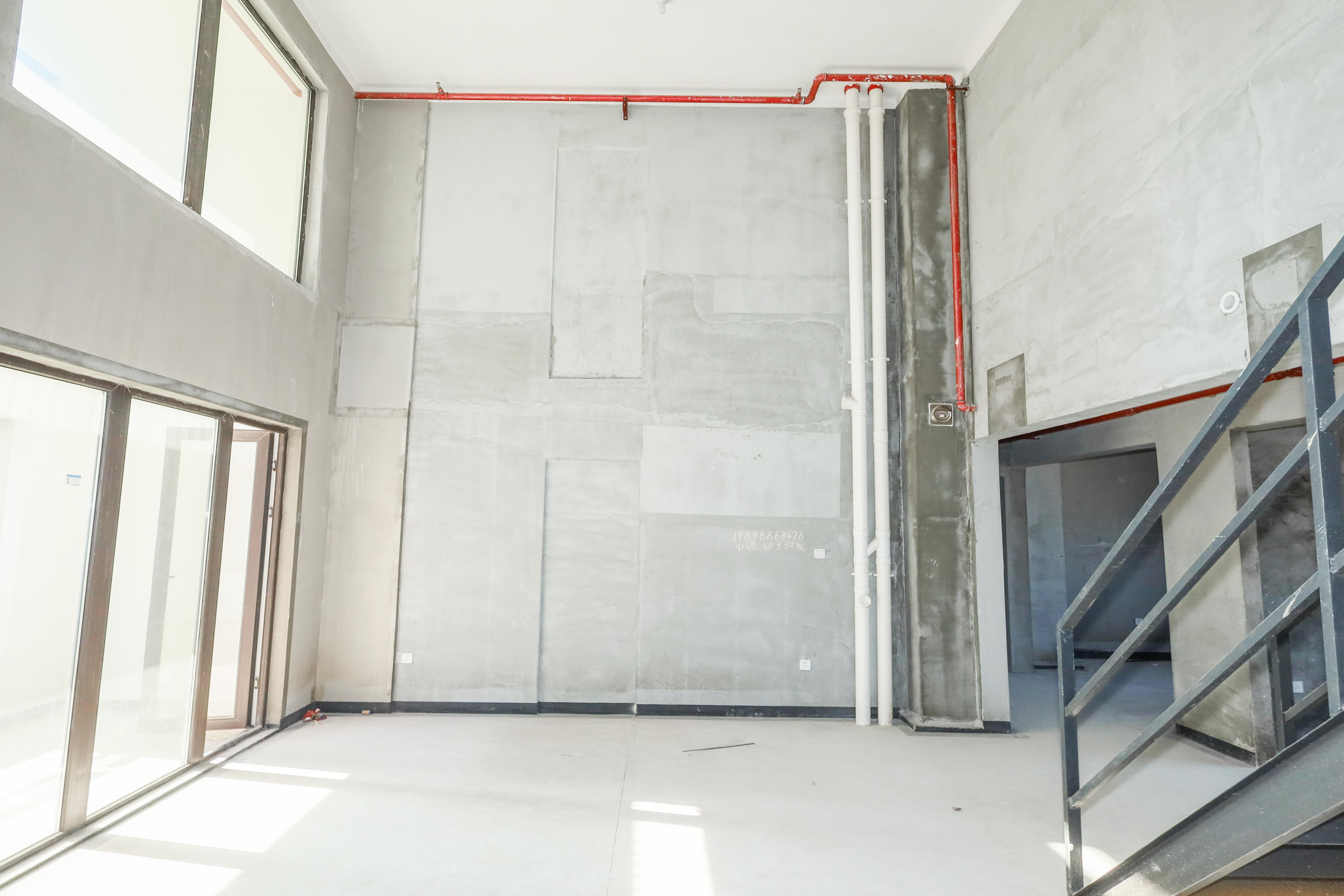 建发央著  4室2厅2卫   280.00万客厅