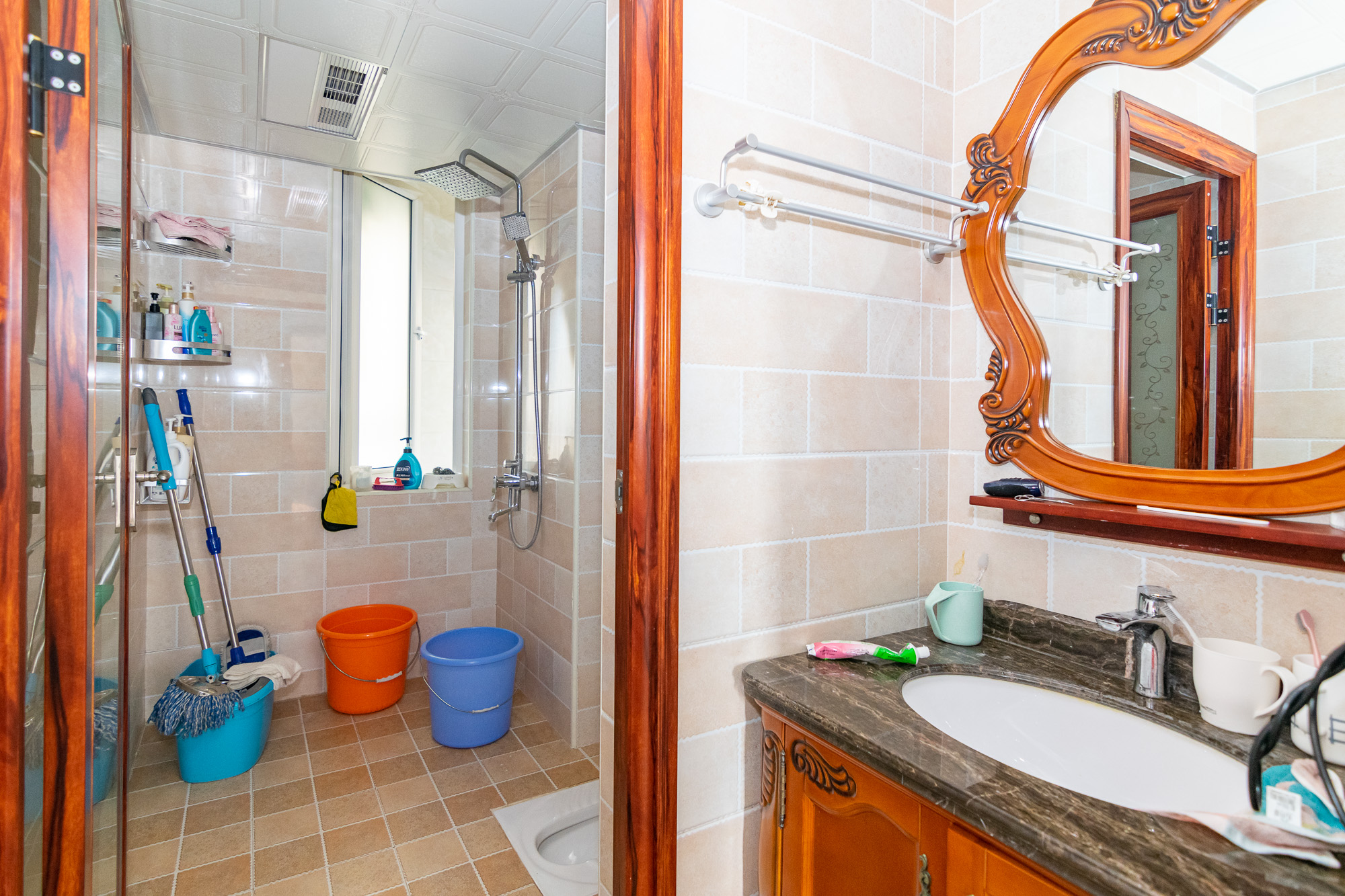 金地三千府(金地湖山樾、金地自在城) 3室2厅2卫 92.0万 金地三千府(金地湖山樾、金地自在城) 3室2厅2卫 92.0万卫生间