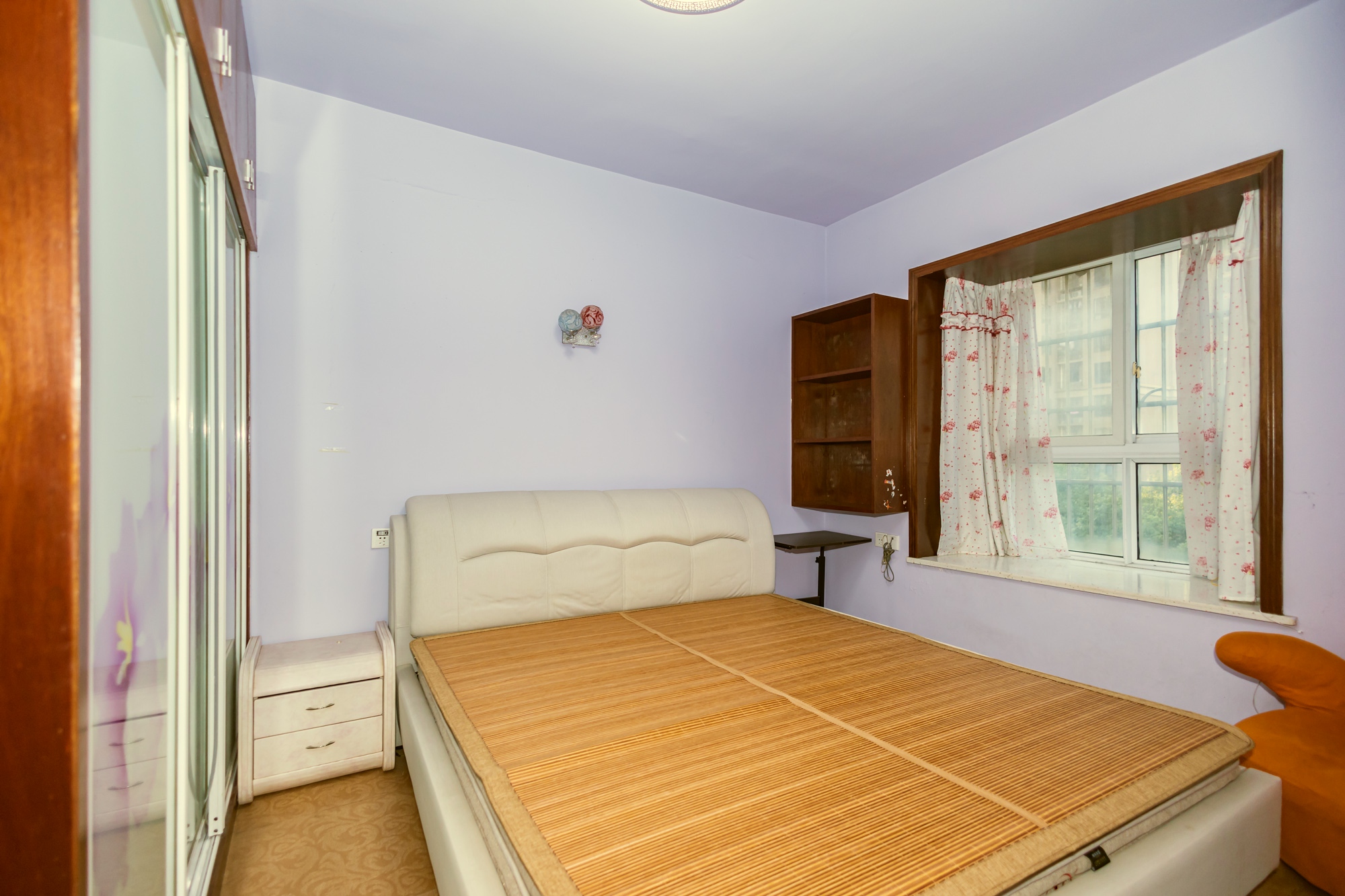 彩都公寓 1室1厅1卫 21.5万 彩都公寓 1室1厅1卫 21.5万卧室