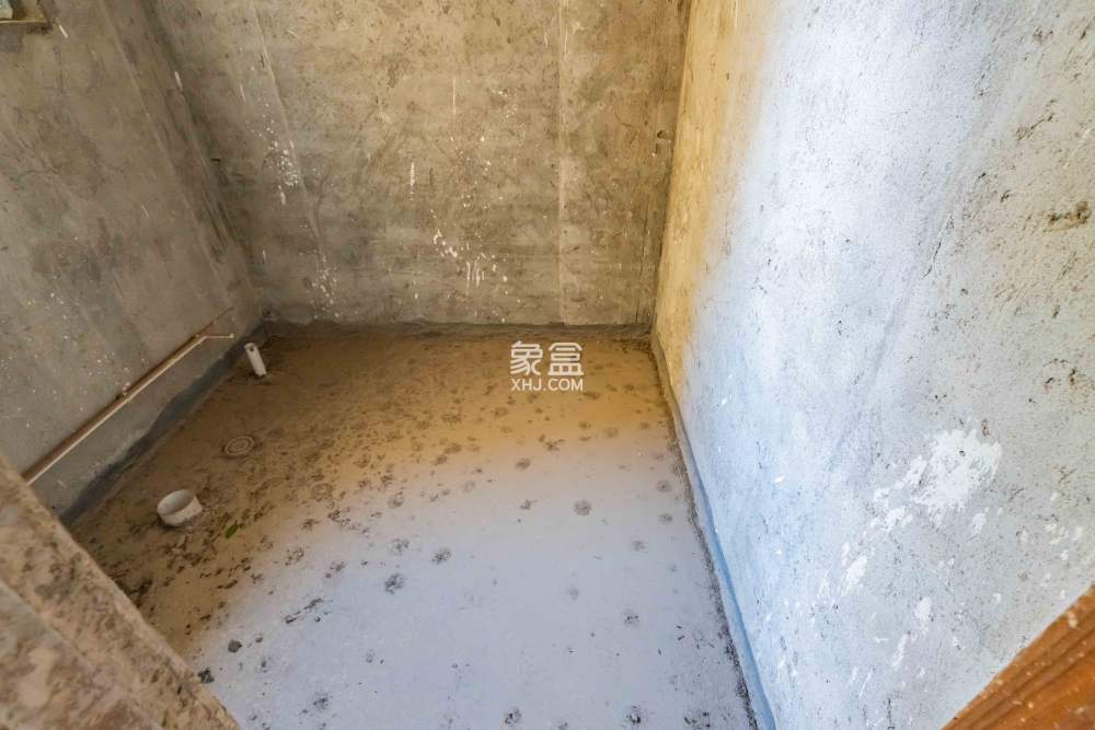 御景龙城  3室2厅2卫   61.00万